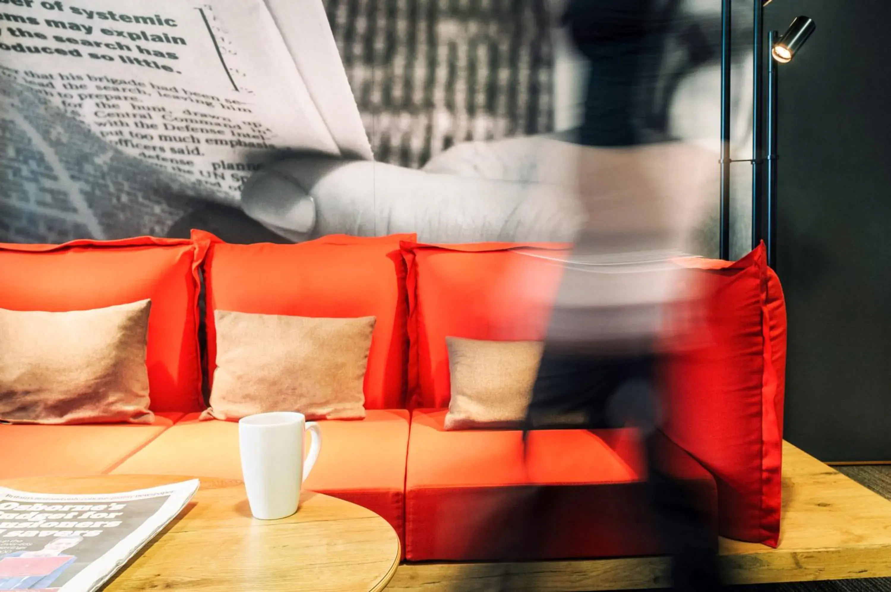 Communal lounge/ TV room, Seating Area in Ibis Milano Fiera