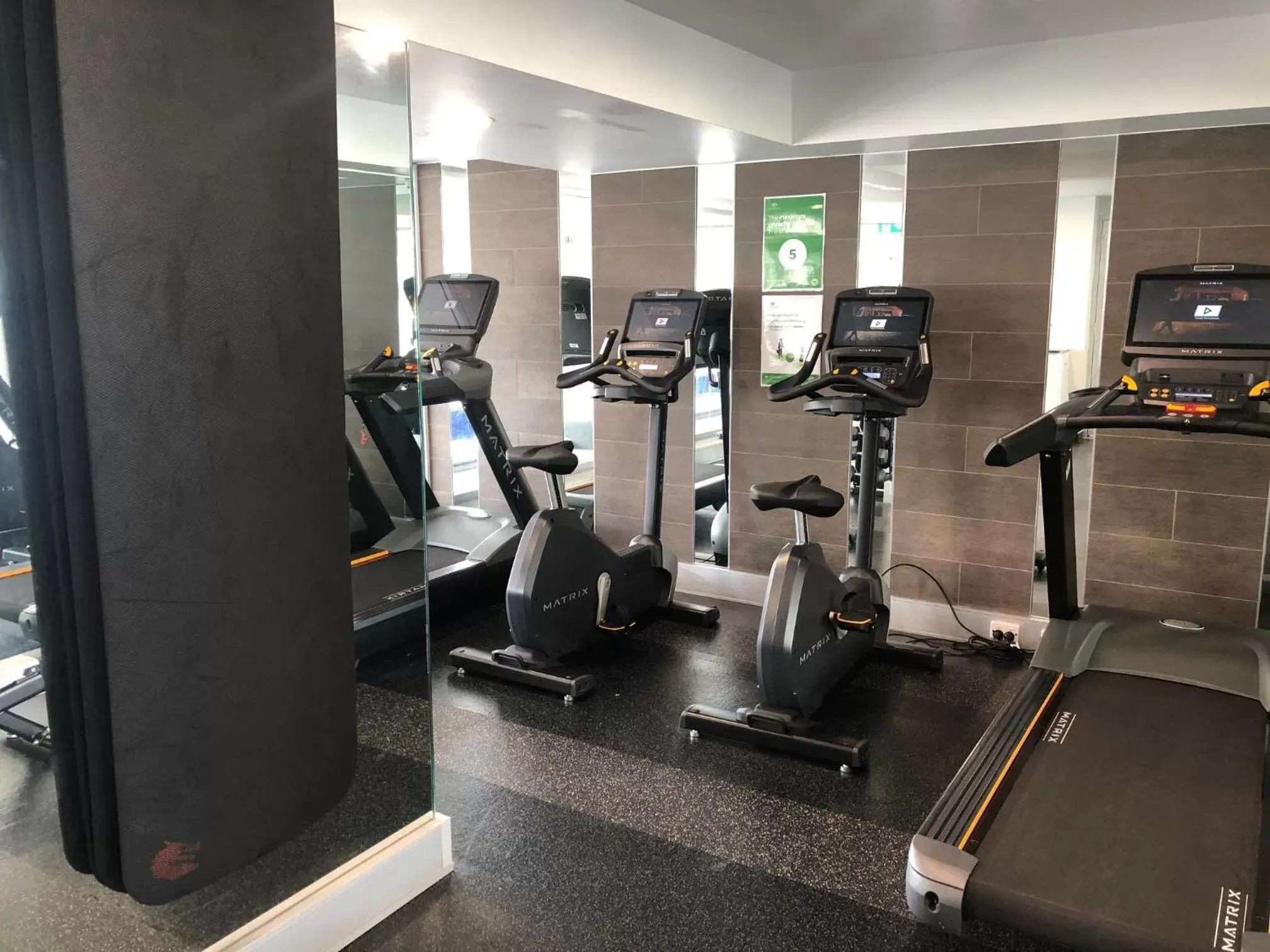 Fitness centre/facilities, Fitness Center/Facilities in Oaks Adelaide Embassy Suites