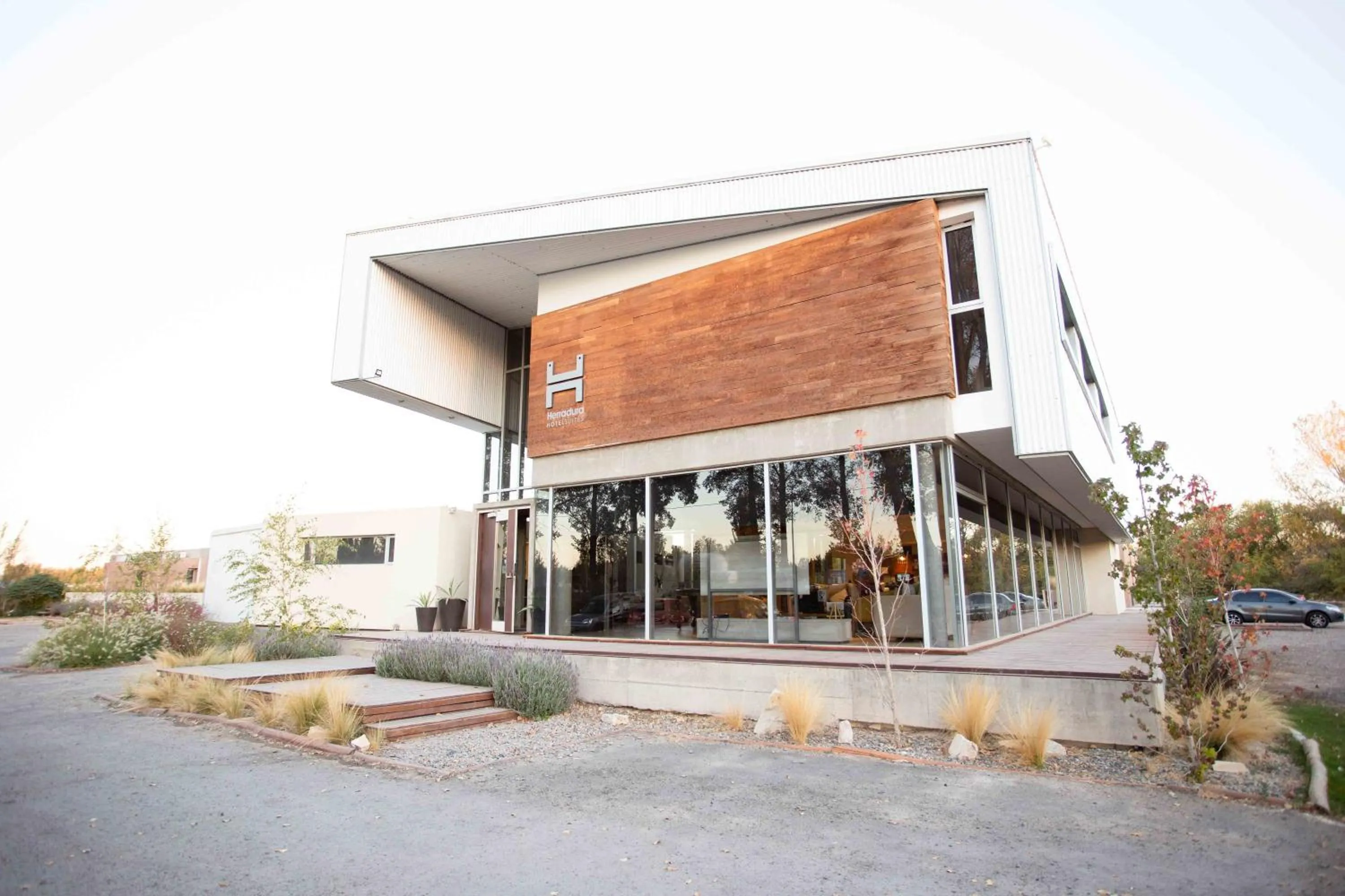 Facade/entrance in Herradura Hotel Suites