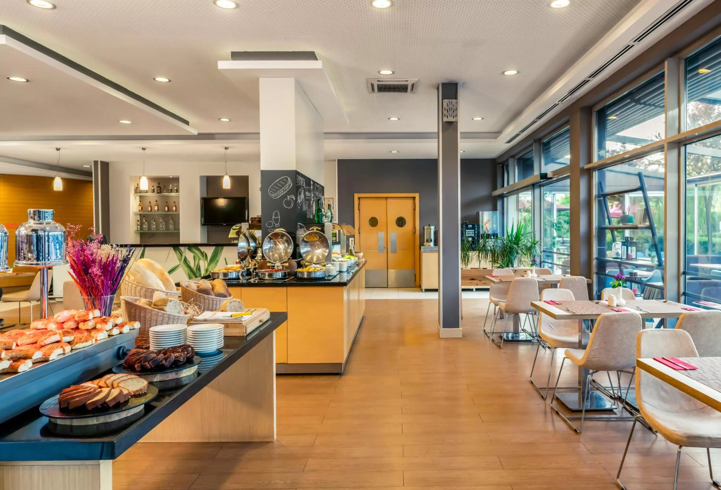 Restaurant/places to eat in Ibis Bursa