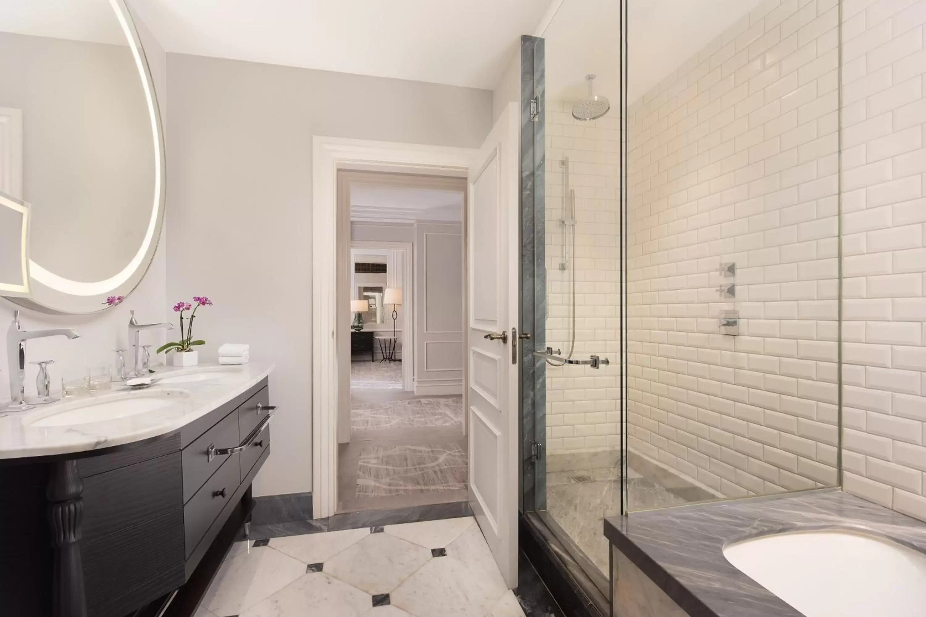 Bathroom in Hotel Maria Cristina, a Luxury Collection Hotel, San Sebastian