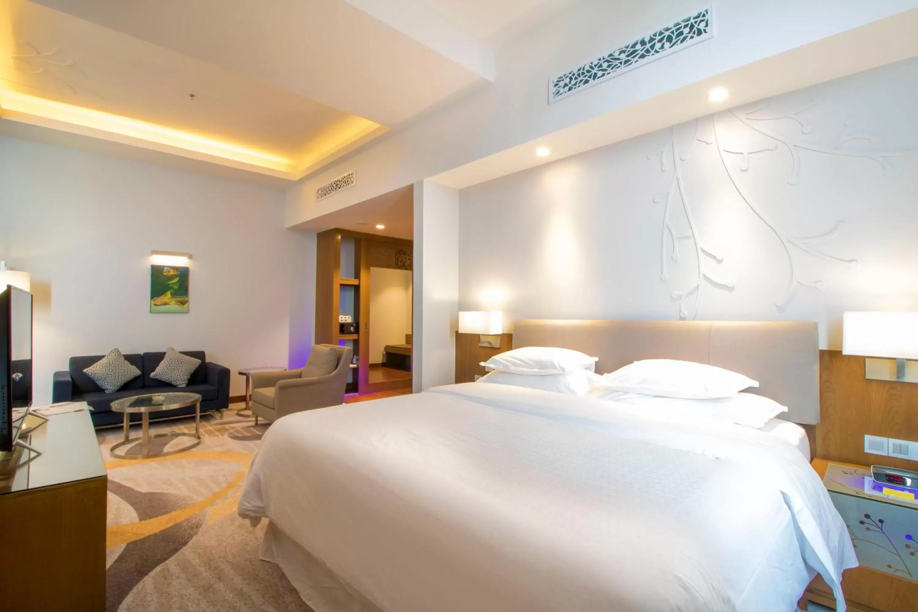 Bed in Four Points by Sheraton Manado
