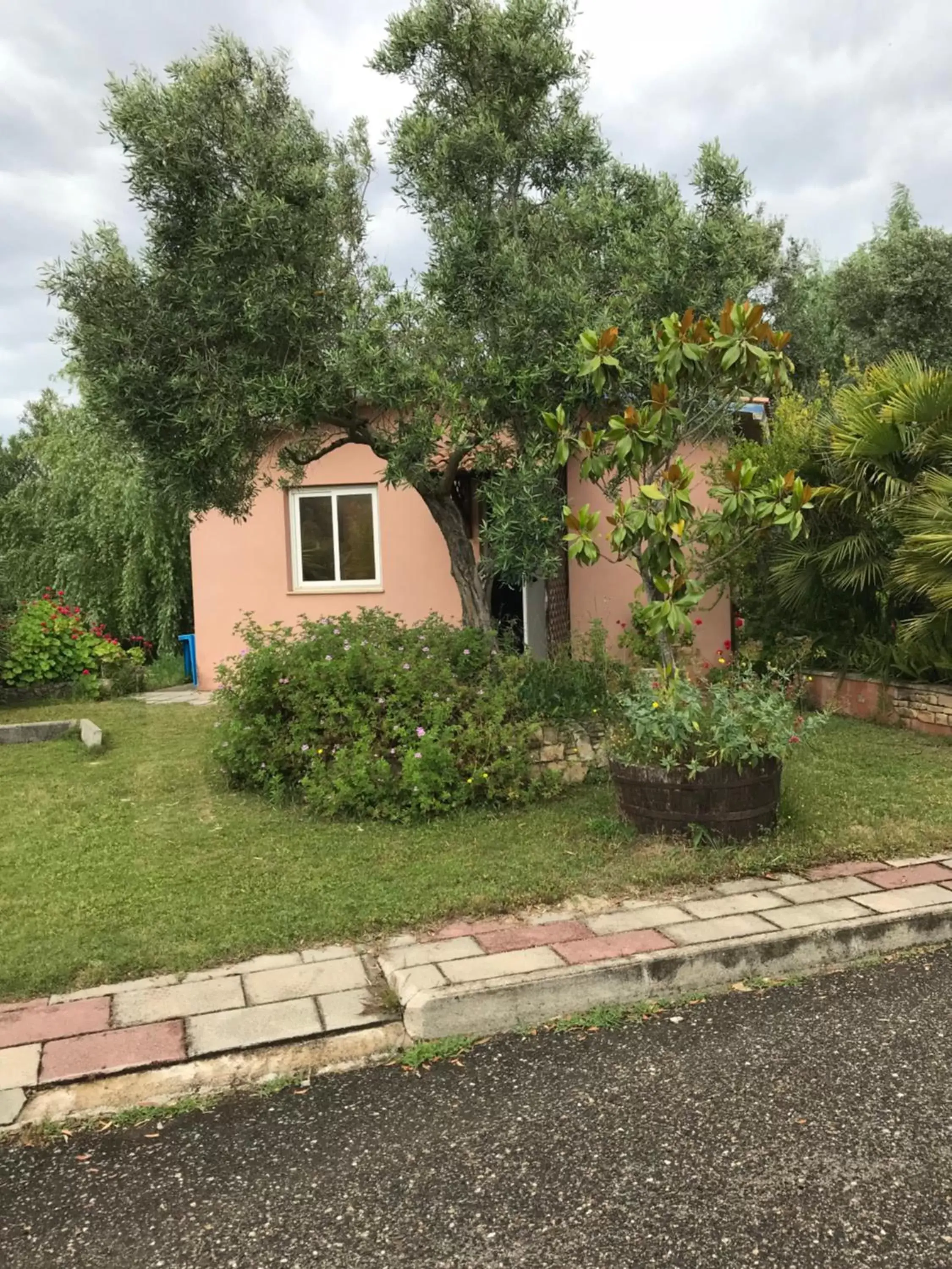 Facade/entrance, Property Building in Hotel Garden