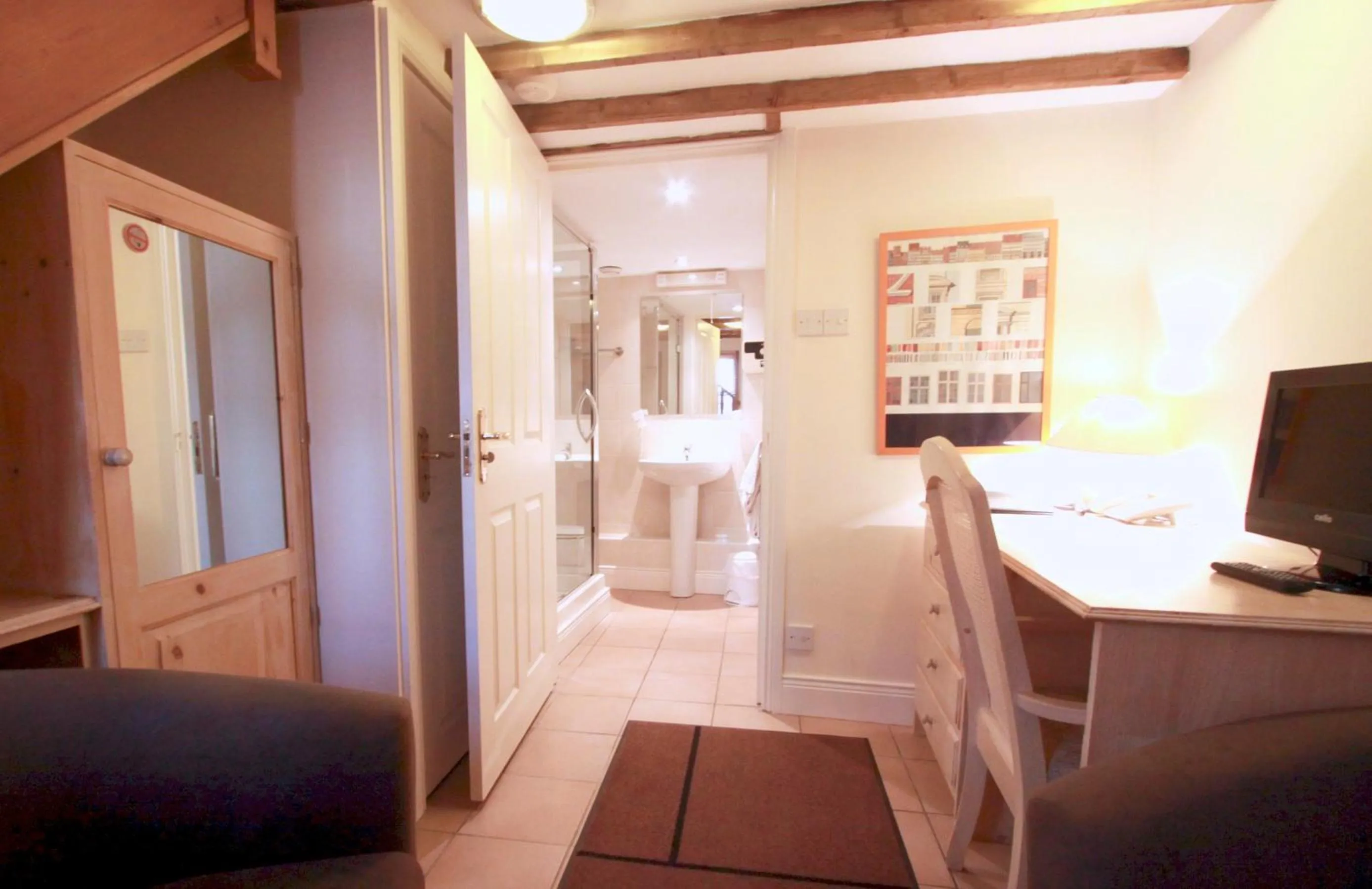 Decorative detail in Centre Of Britain Hotel