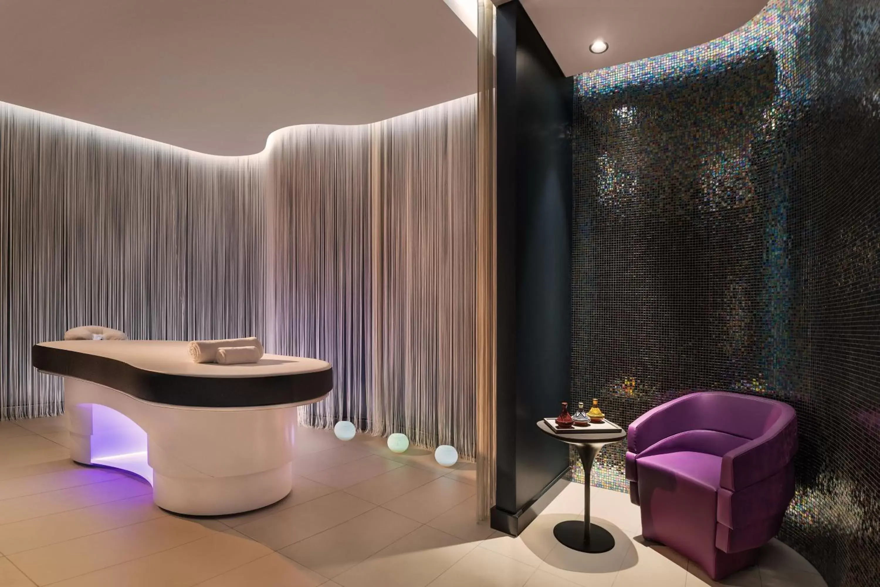 Spa and wellness centre/facilities, Bathroom in W Dubai - The Palm