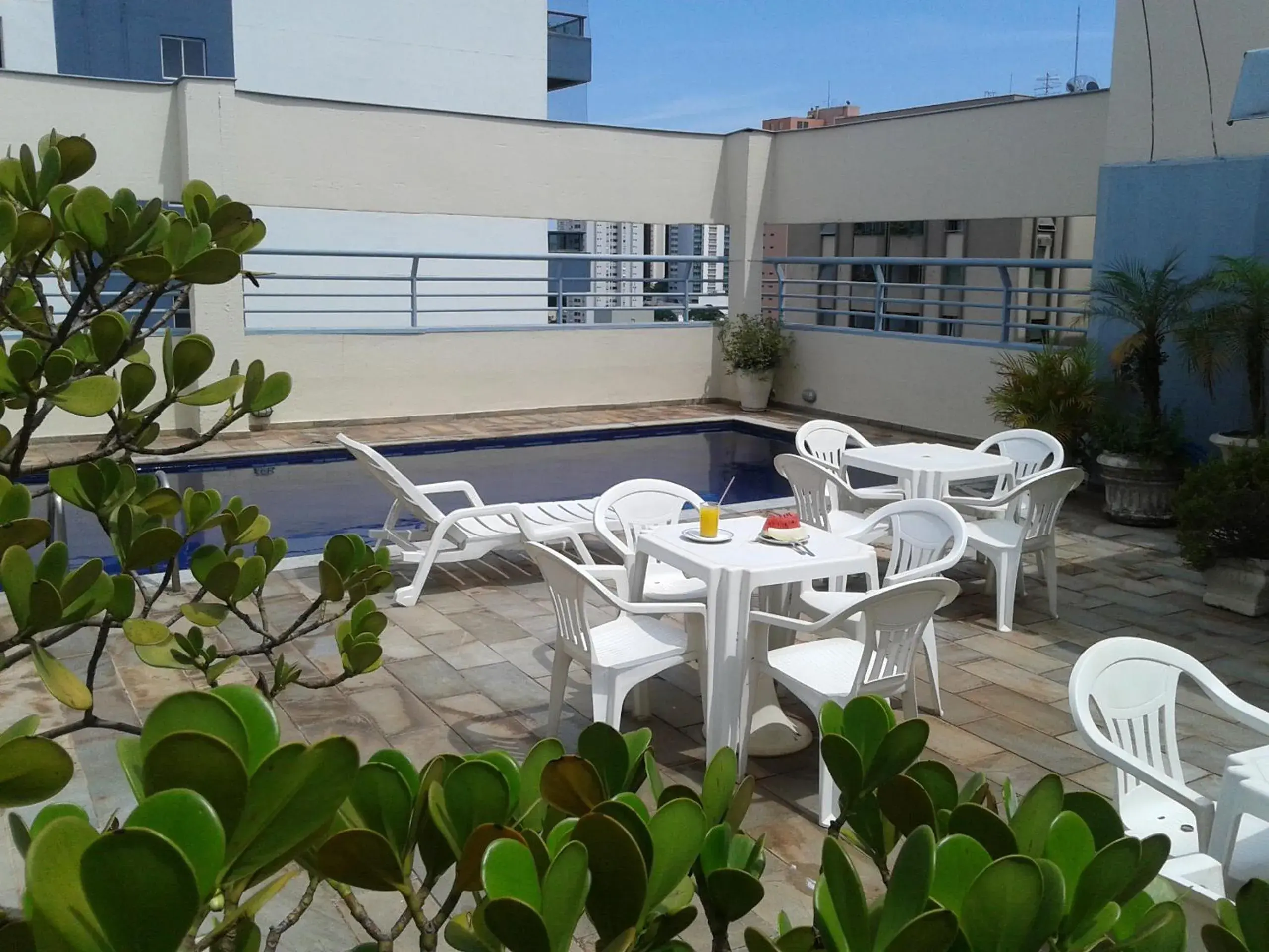 Restaurant/places to eat, Swimming Pool in Crillon Palace Hotel