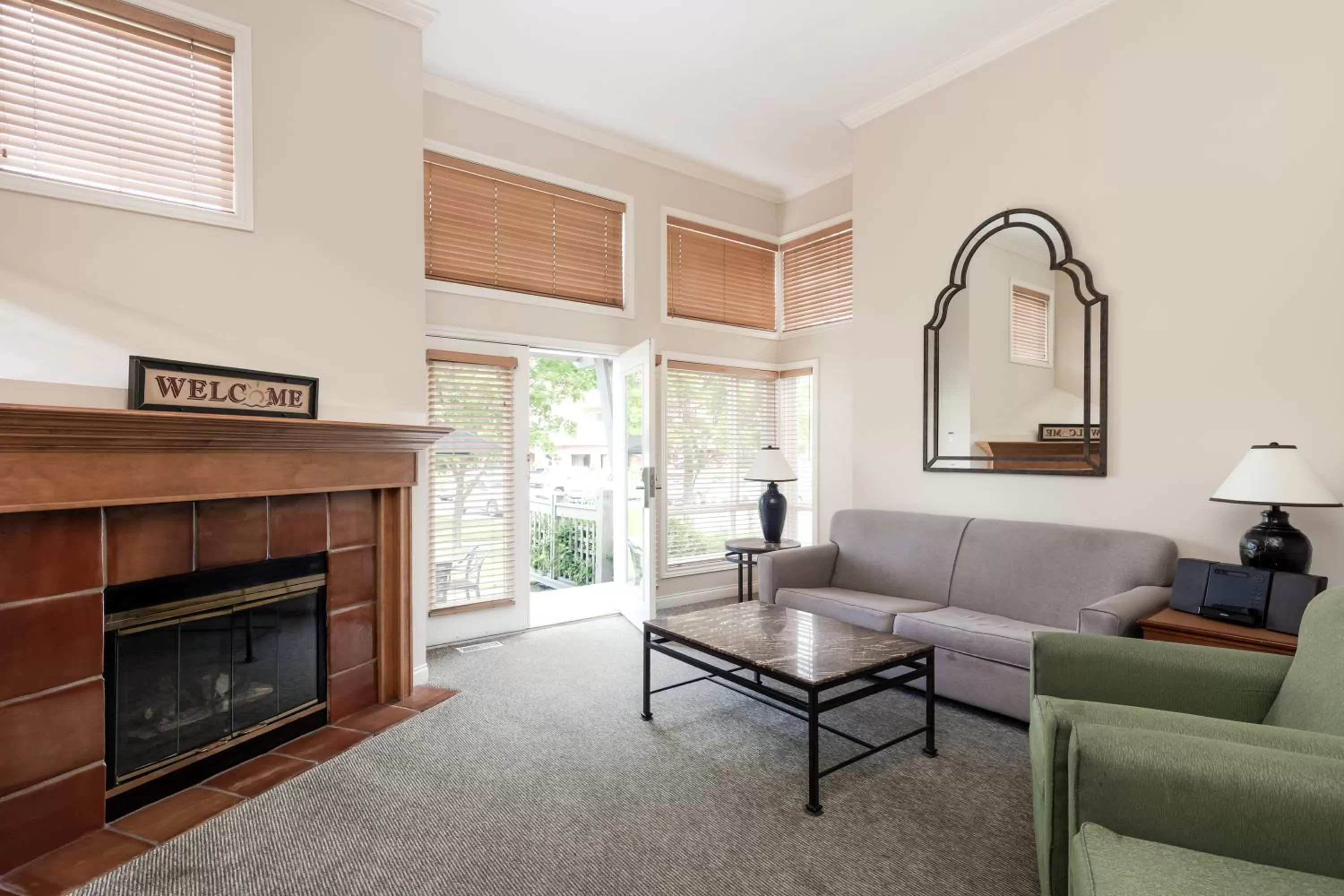 Living room in Manteo at Eldorado Resort