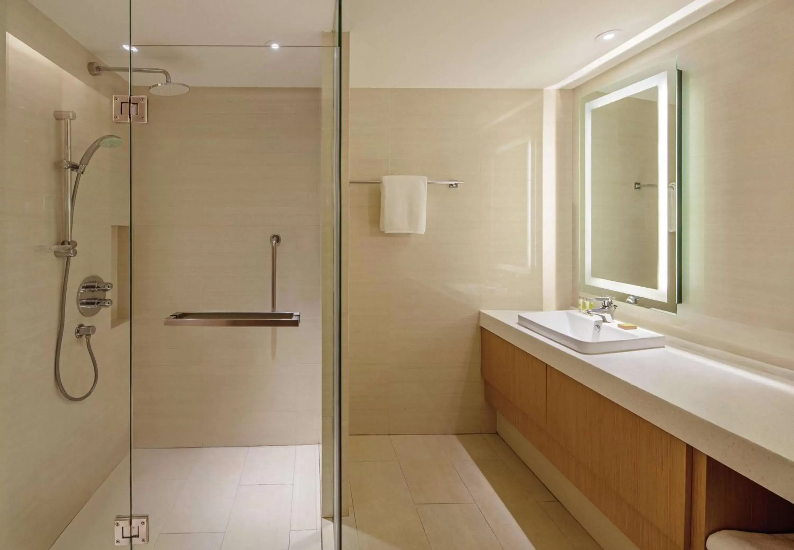 Bathroom in DoubleTree by Hilton Phuket Banthai Resort