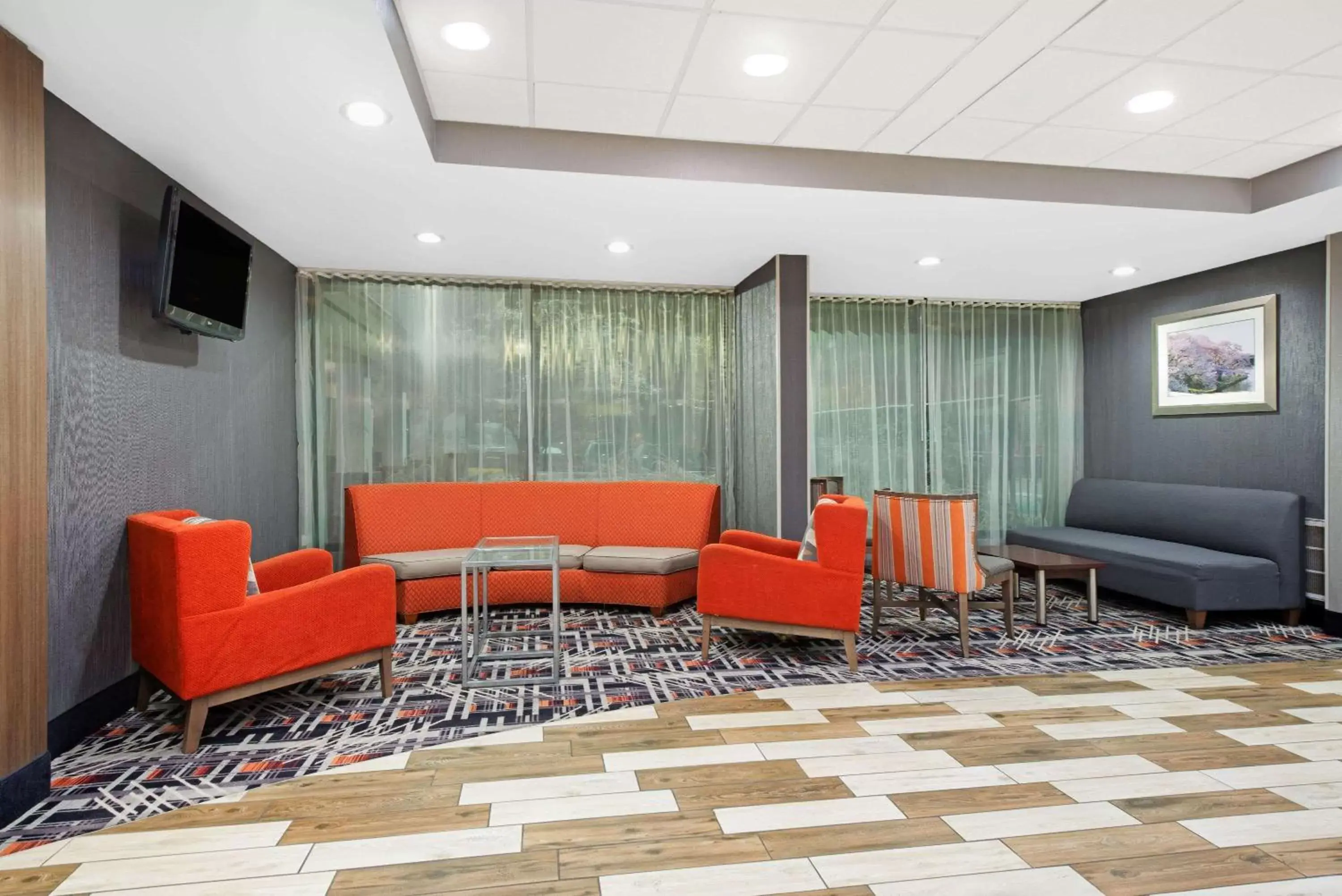 Lobby or reception, Lobby/Reception in La Quinta Inn & Suites by Wyndham DC Metro Capital Beltway