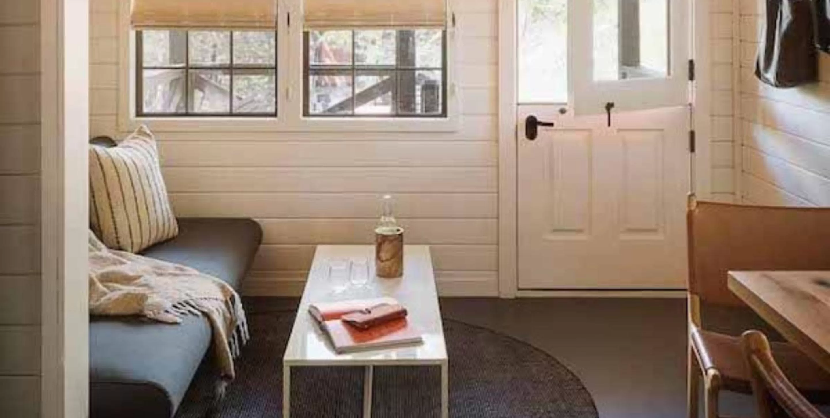 Living room, Bed in AutoCamp Yosemite