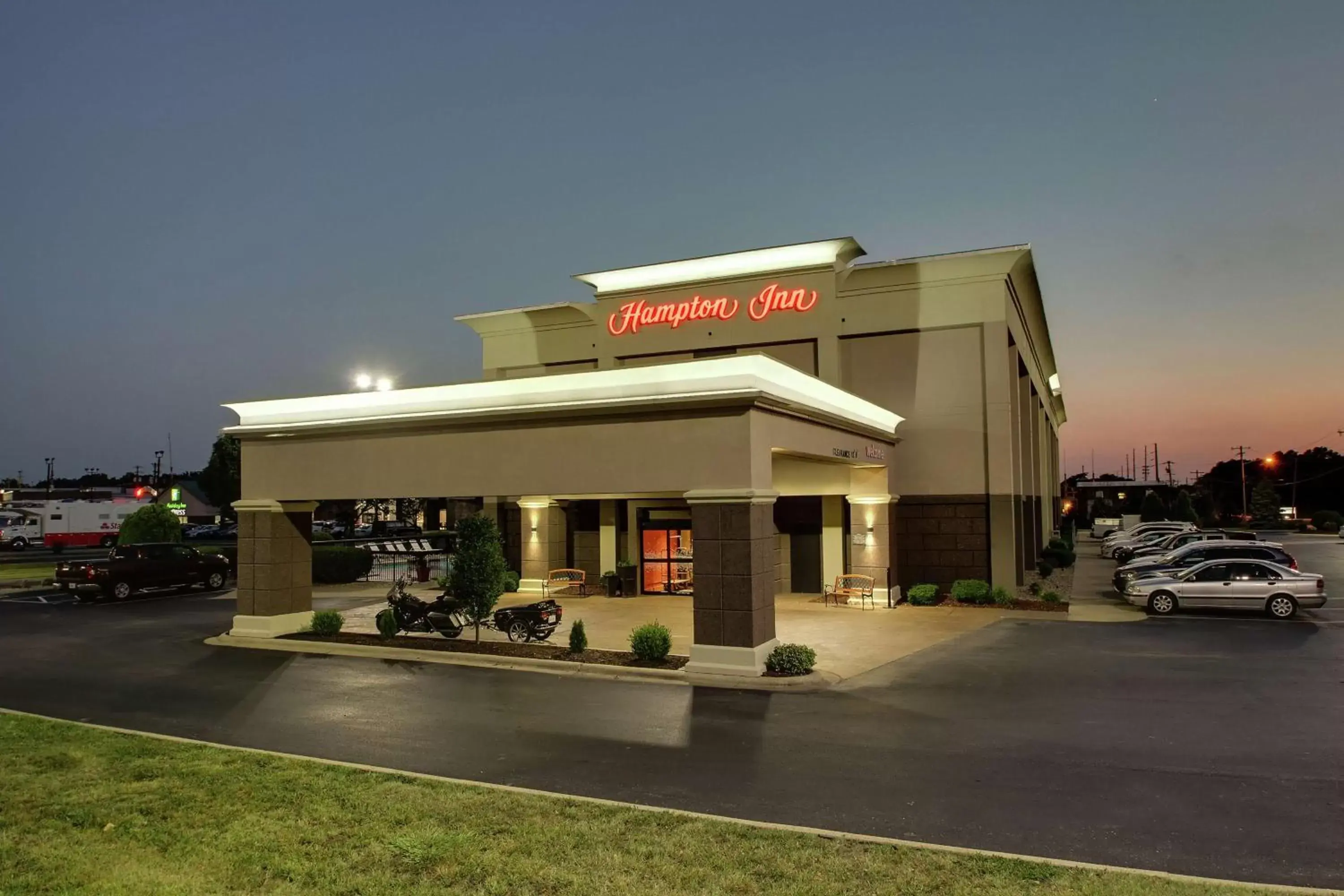 Property Building in Hampton Inn Lebanon