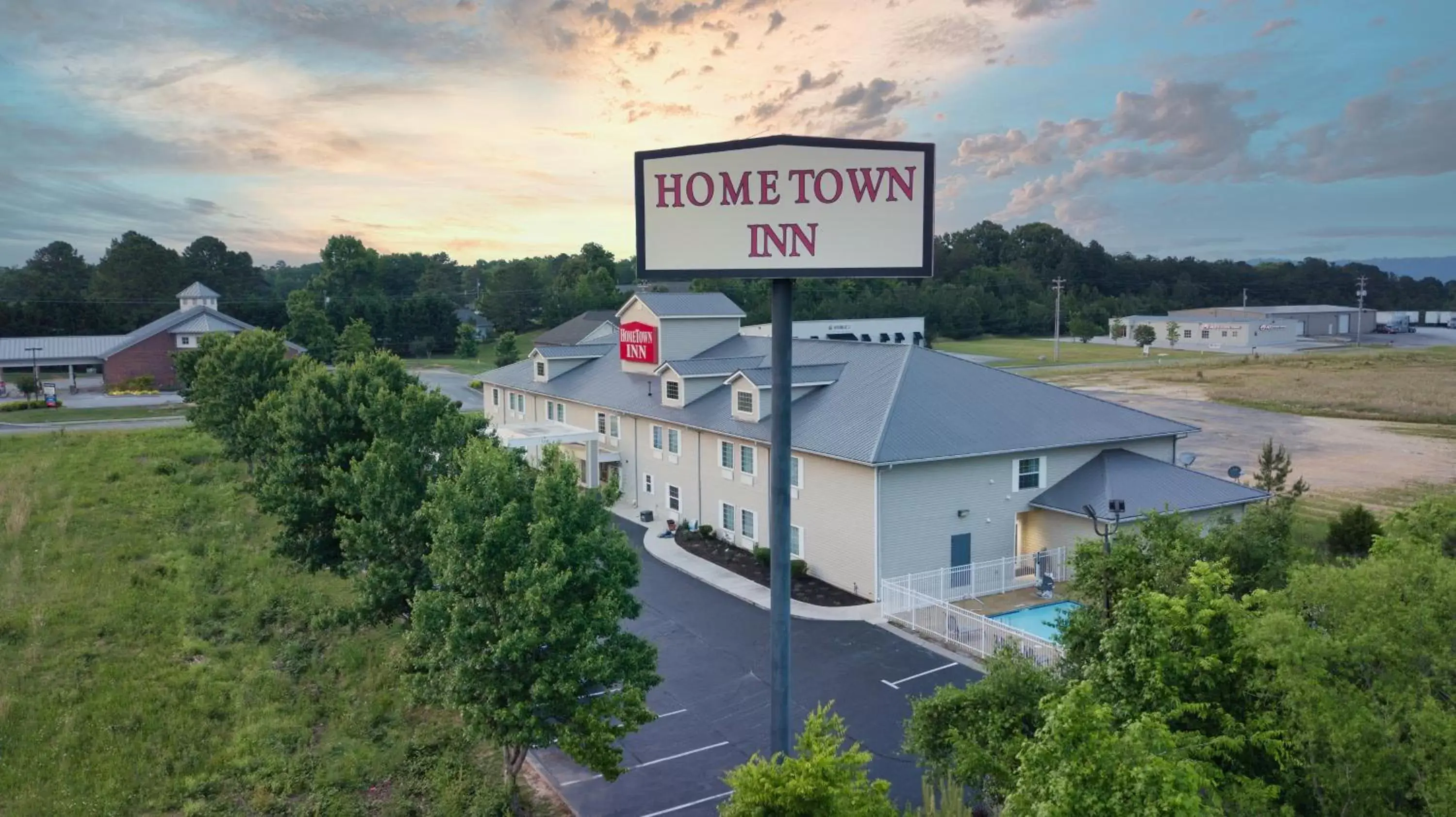 Property building in HomeTown Inn-Ringgold