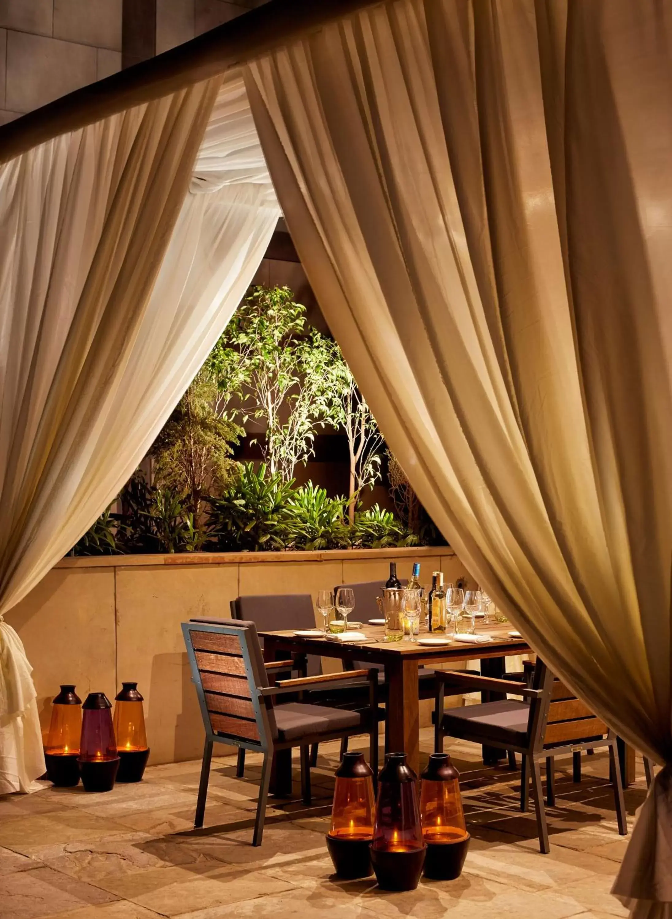 Restaurant/places to eat in Hyatt Regency Chandigarh Restaurant/places to eat in Hyatt Regency Chandigarh