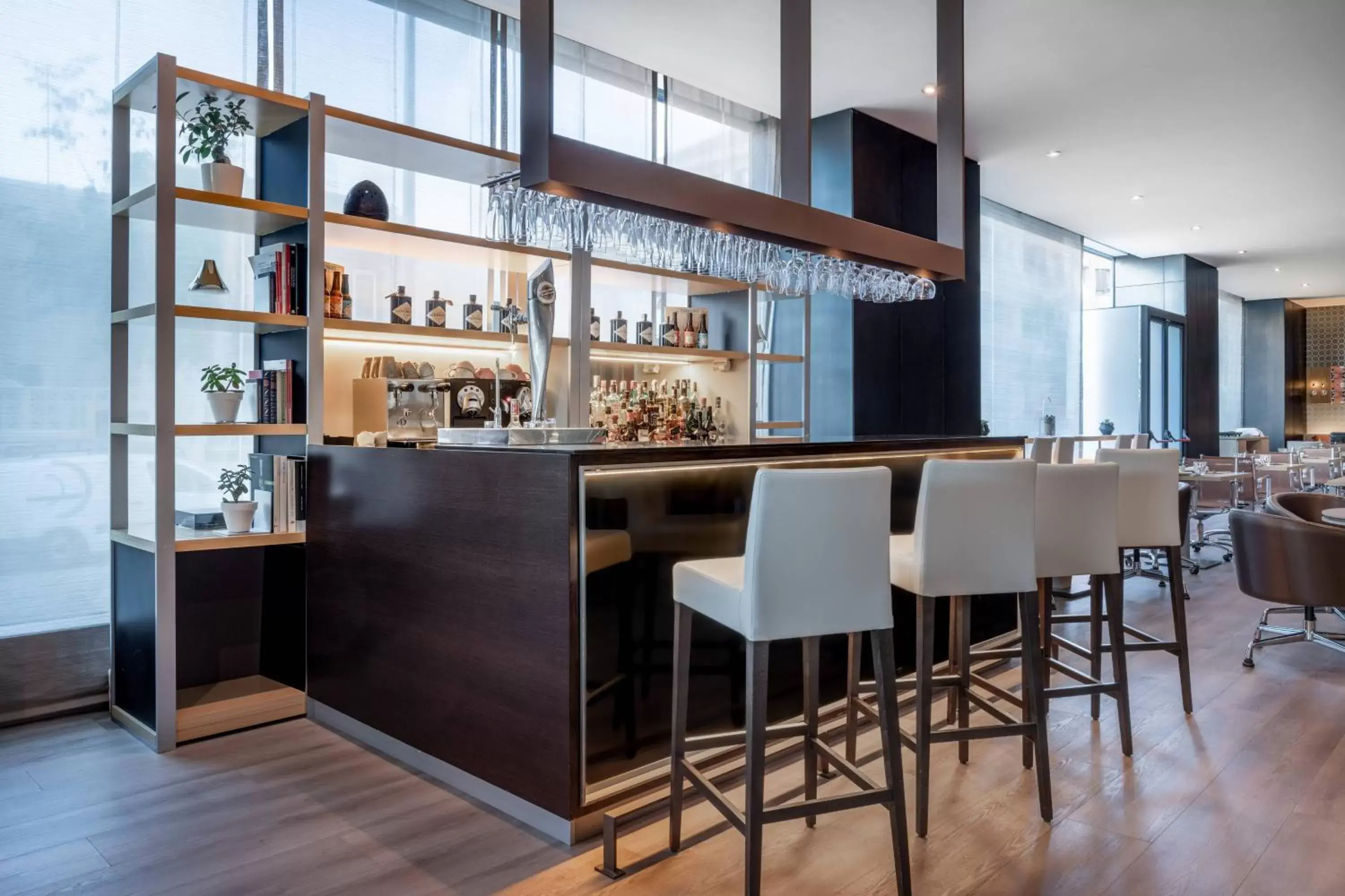 Lounge or bar, Lounge/Bar in AC Hotel Algeciras by Marriott