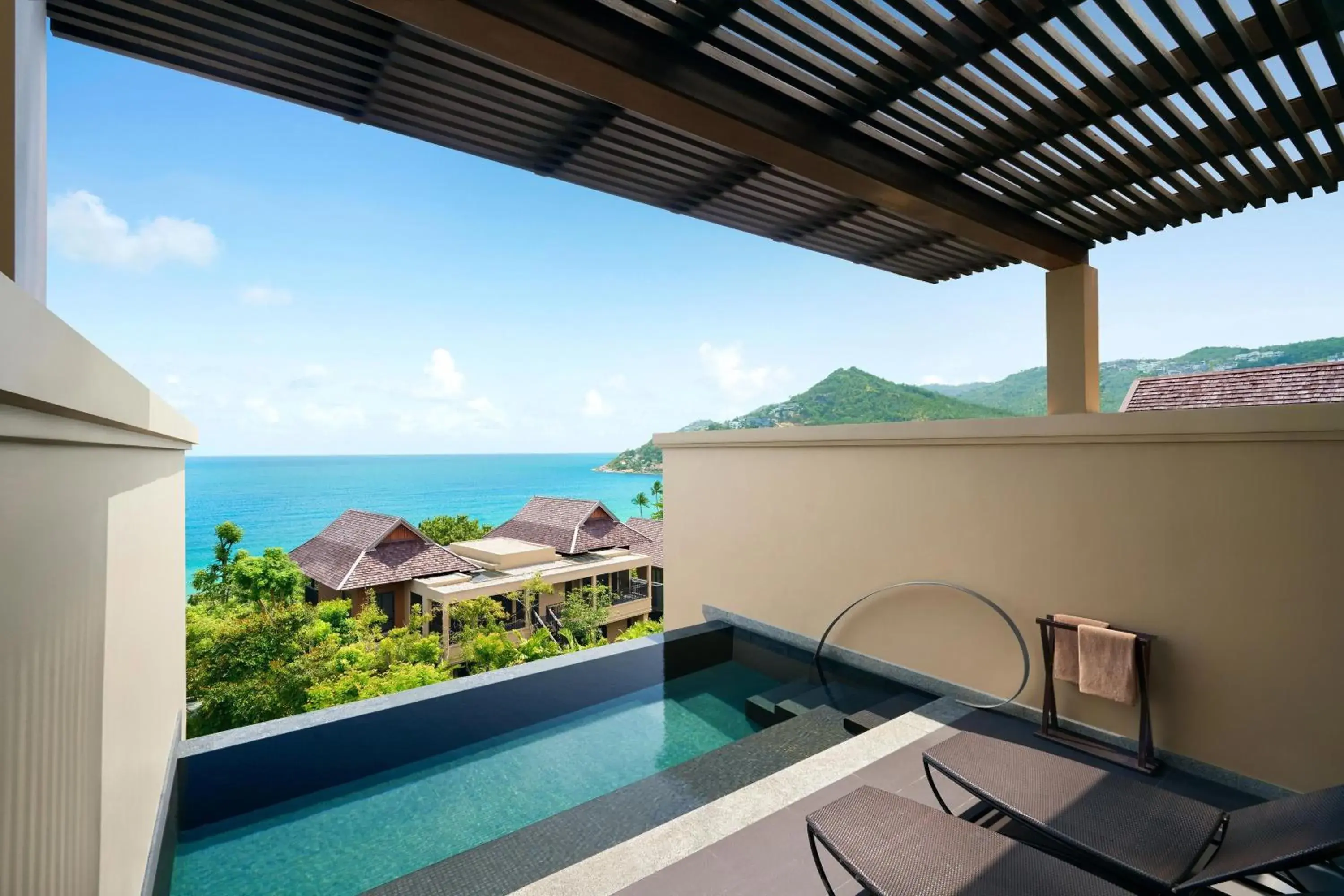 Swimming pool, Balcony/Terrace in Vana Belle, A Luxury Collection Resort, Koh Samui