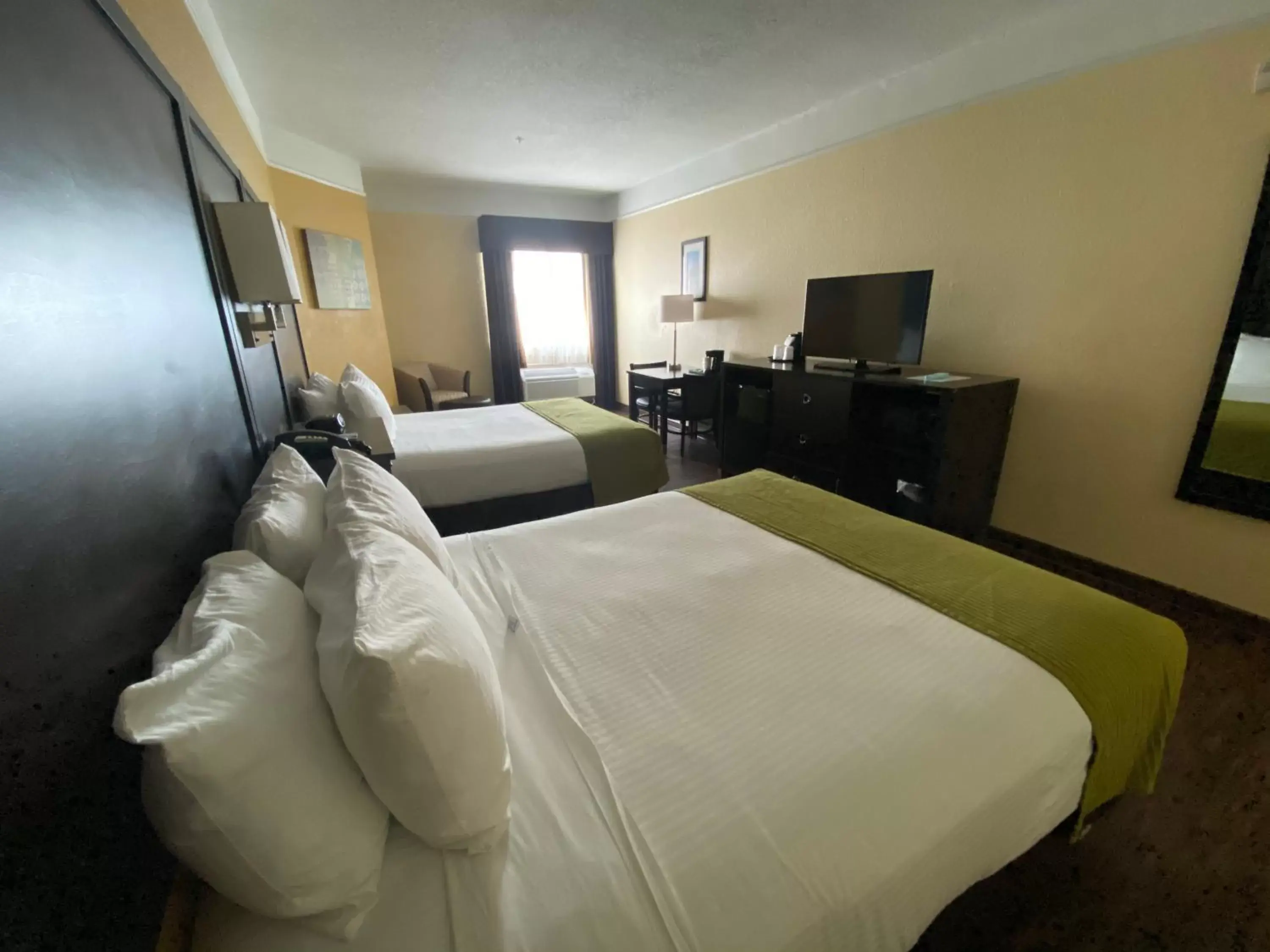 Photo of the whole room, Bed in Galveston Beach Hotel