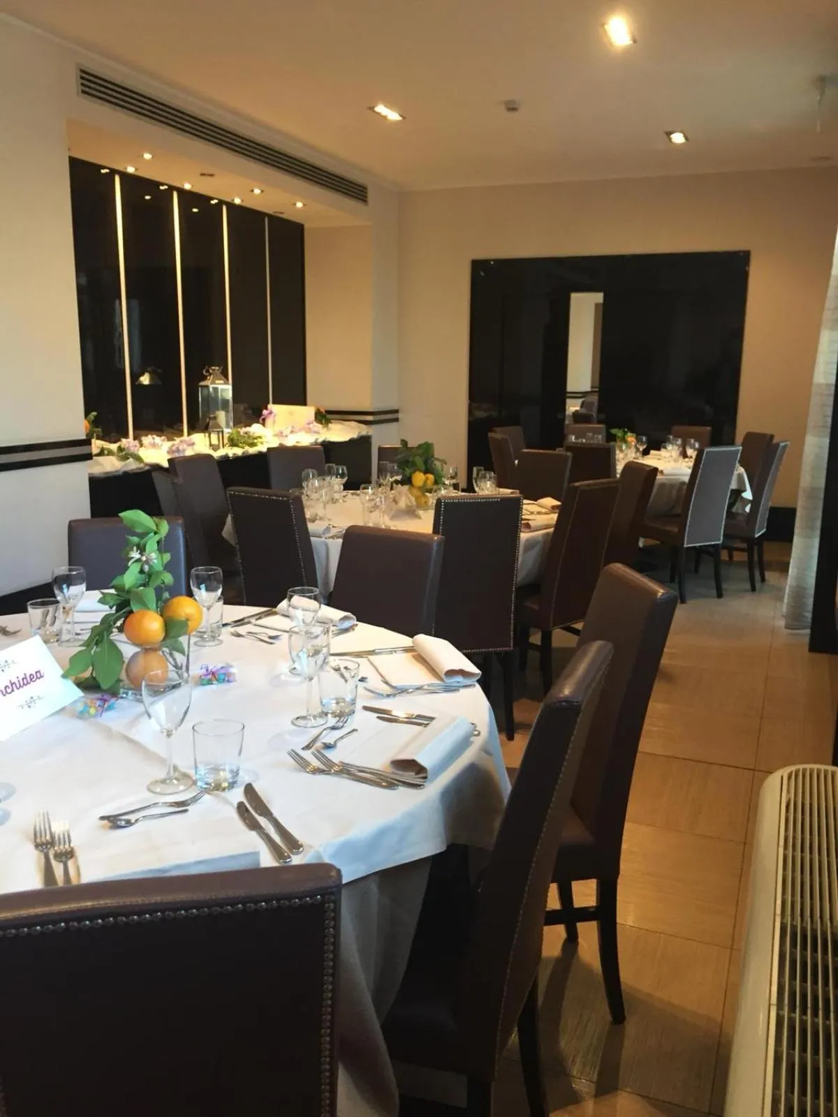 Restaurant/places to eat in Quality Hotel Green Palace