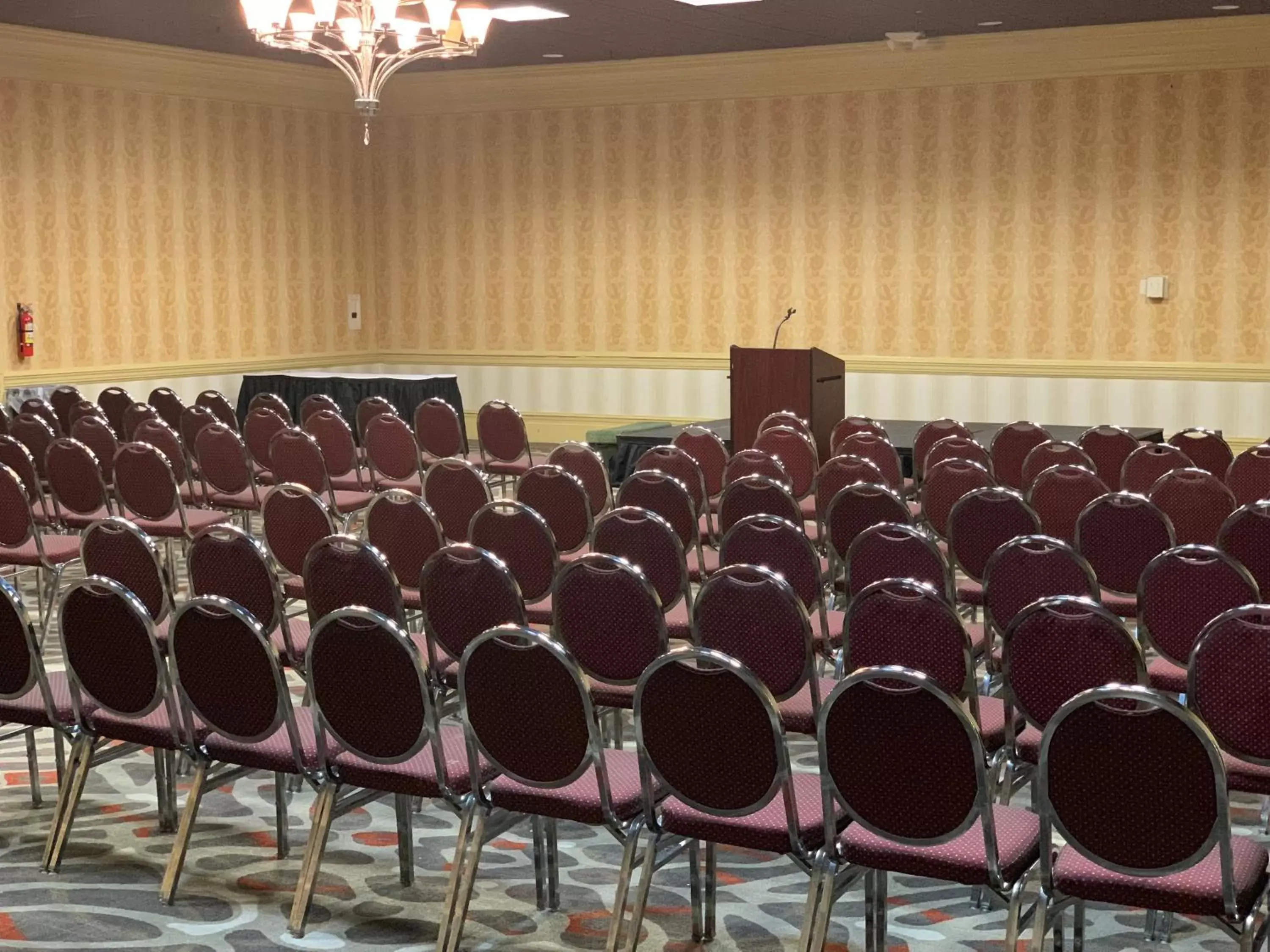 Meeting/conference room in Clarion Hotel & Suites Conference Center Memphis Airport