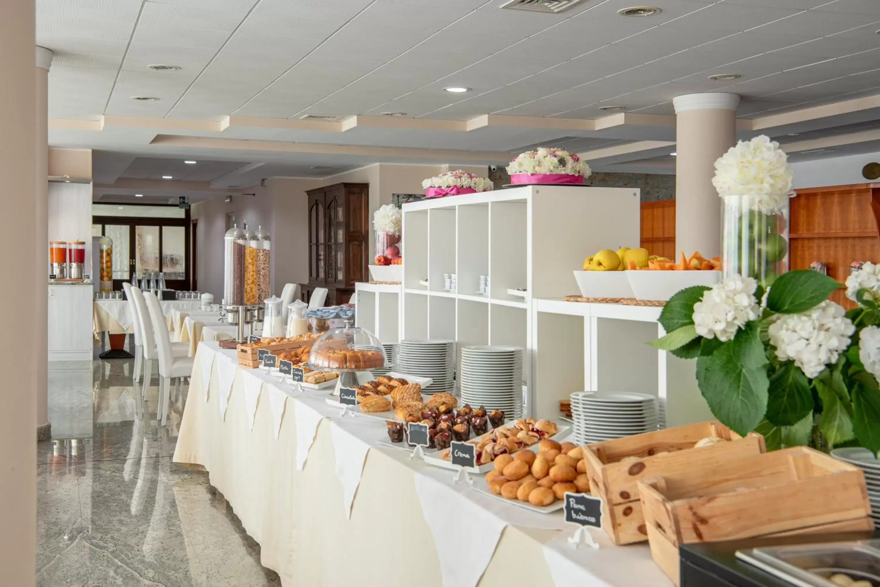 Continental breakfast in Rivoli Hotel