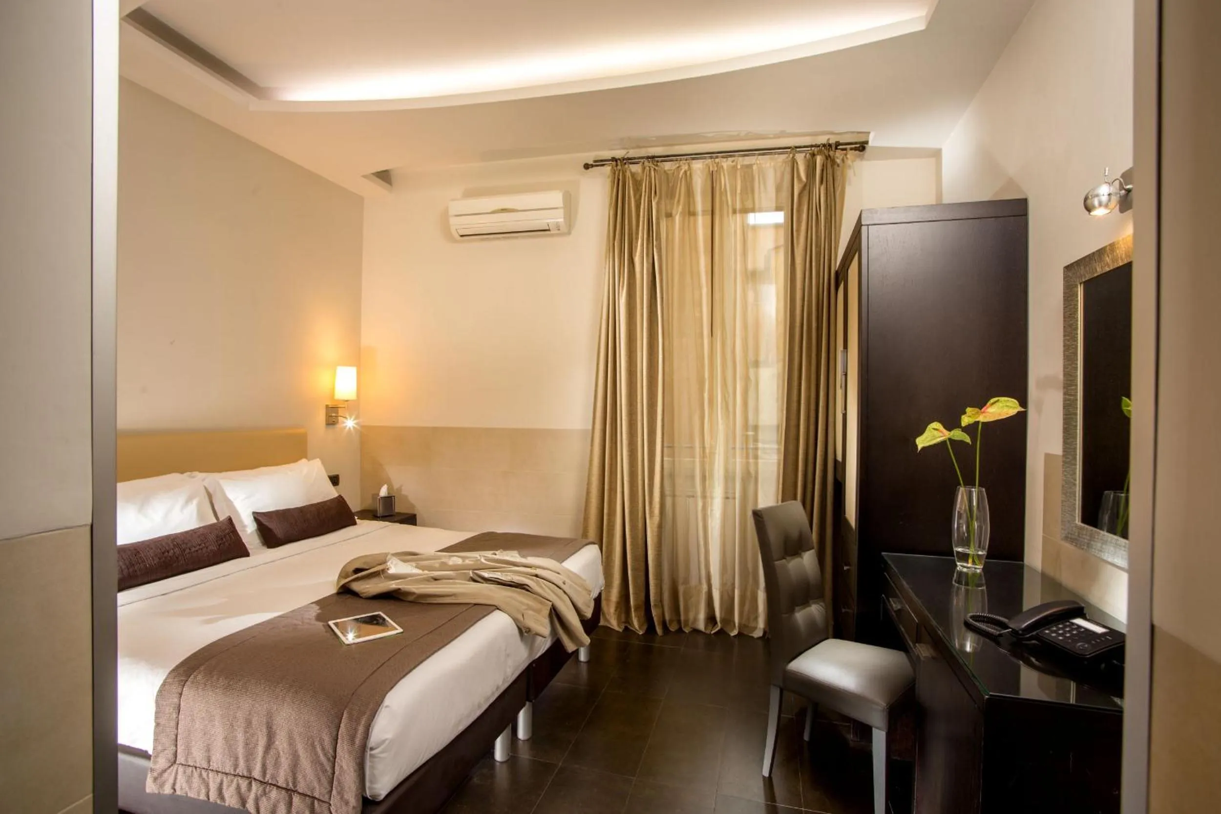 Photo of the whole room in Basilio 55 Rome