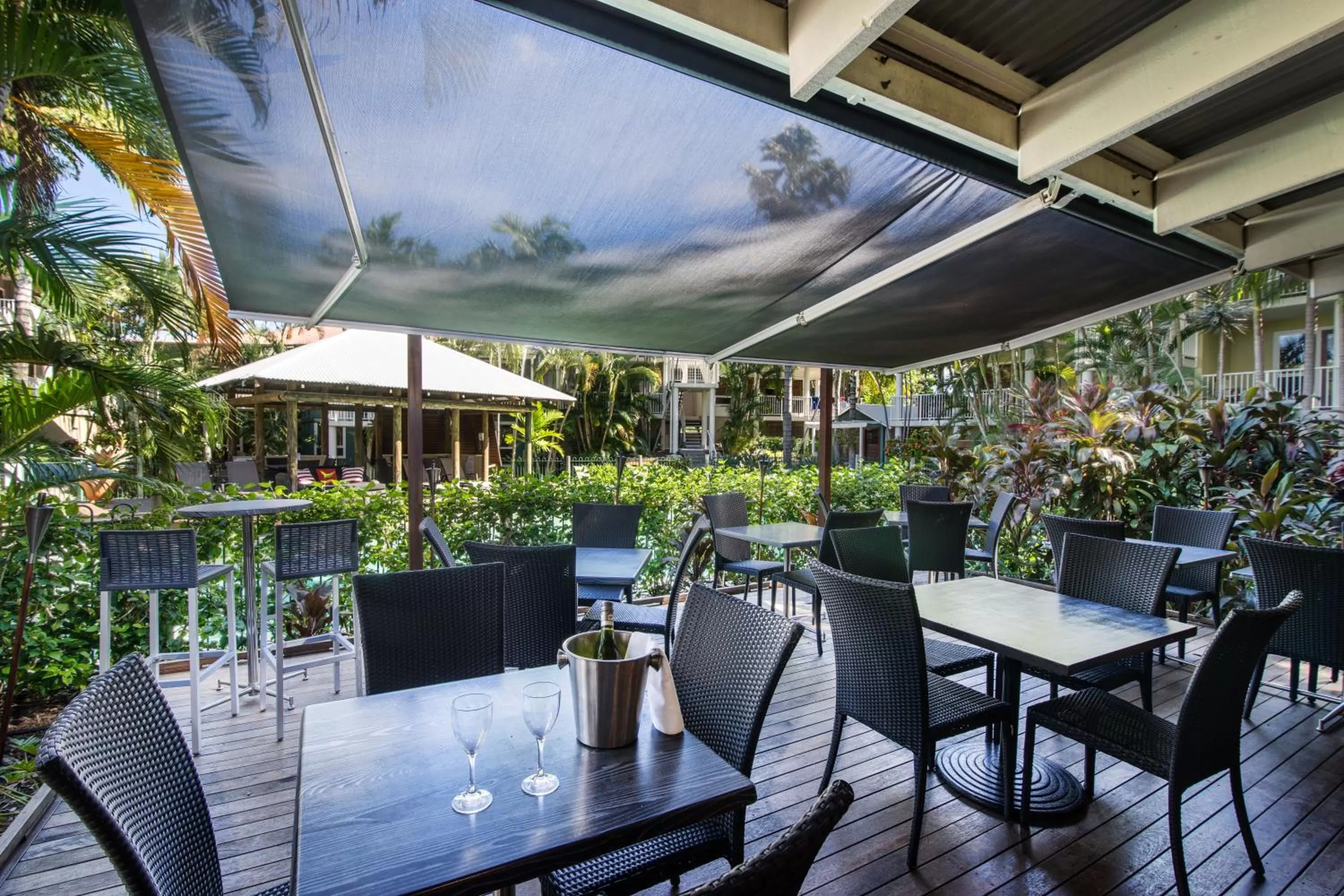 Restaurant/places to eat in South Pacific Resort & Spa Noosa