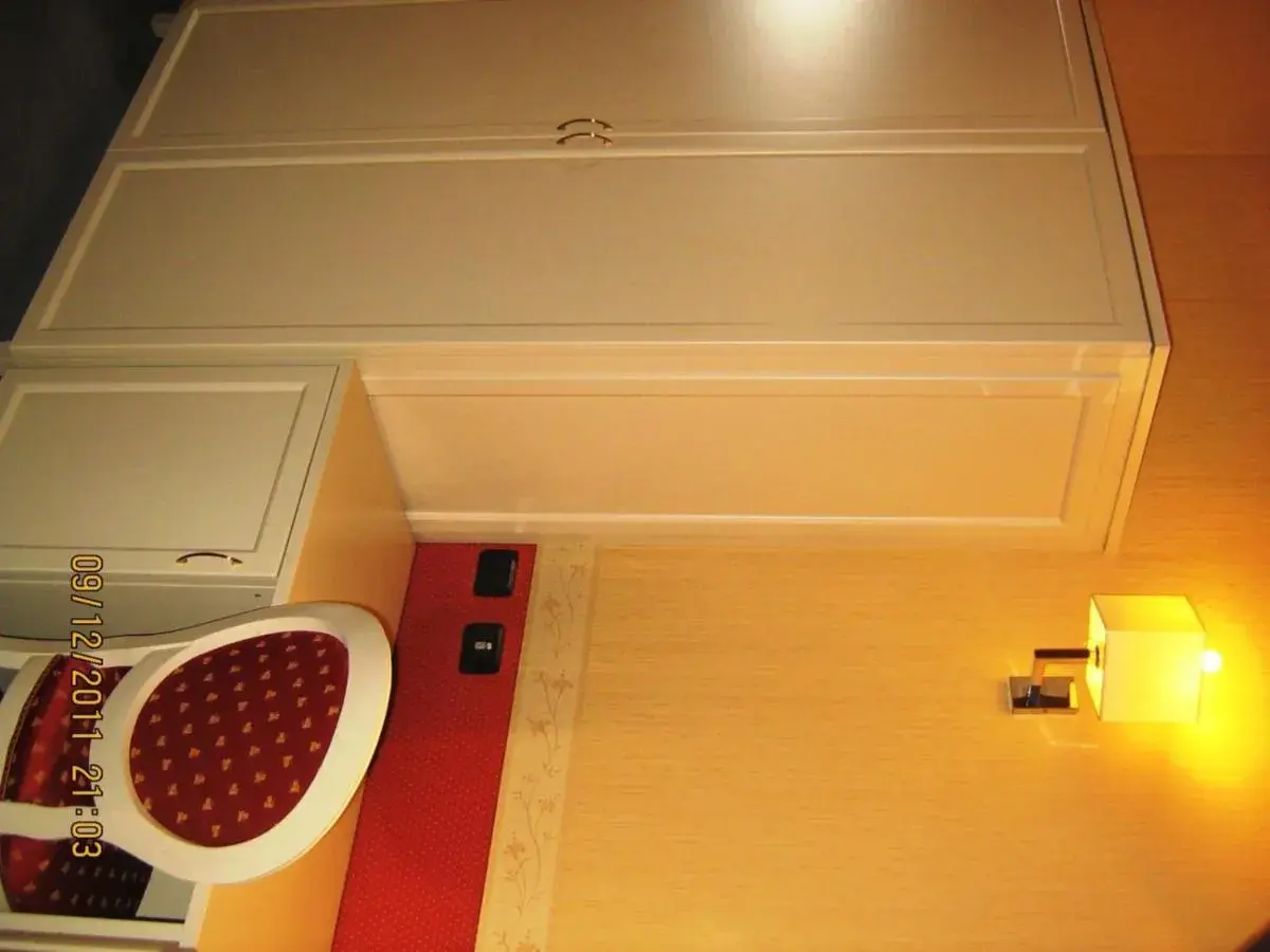 Decorative detail, Bathroom in Hotel Mosca