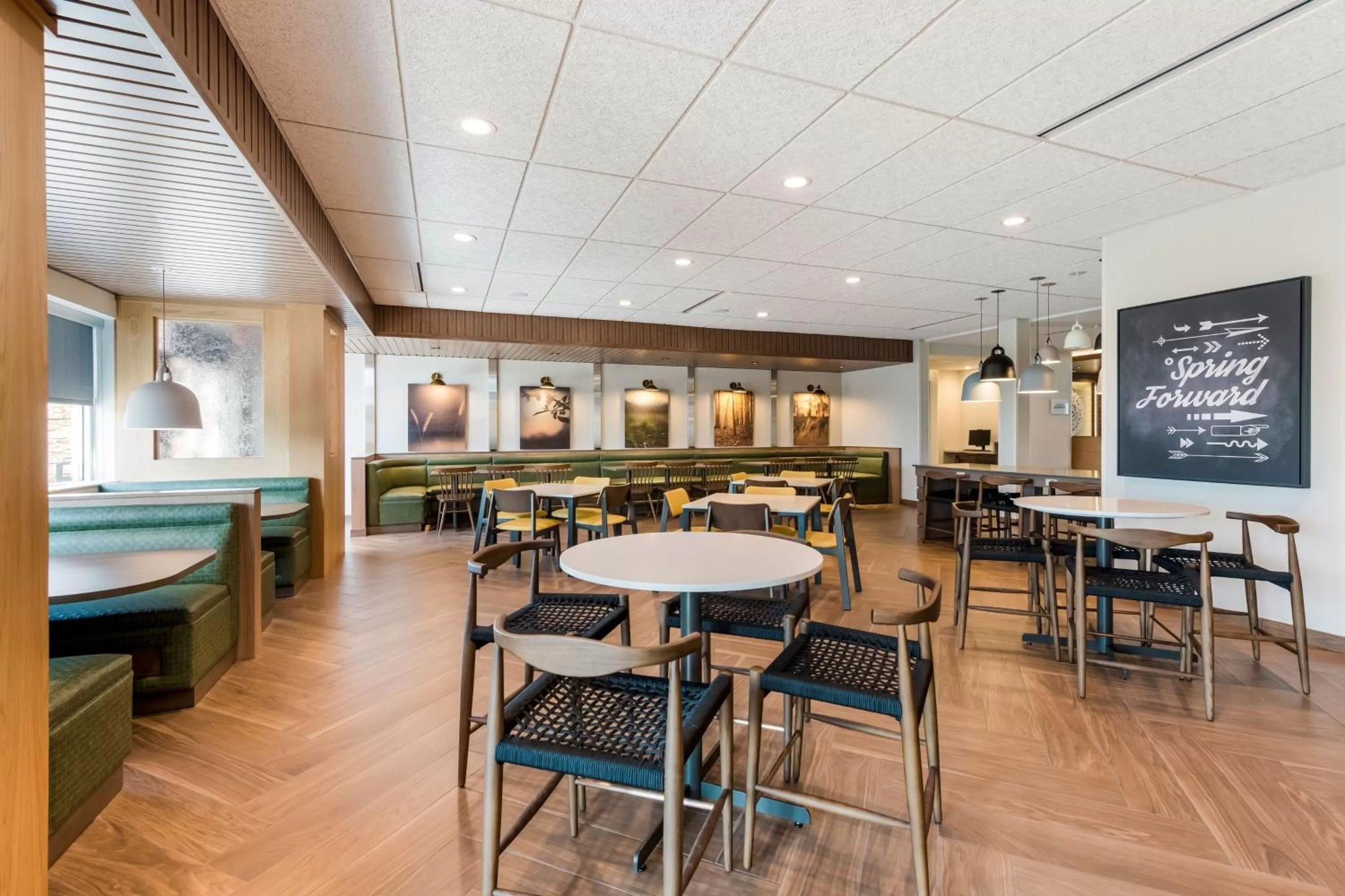 Breakfast in Fairfield by Marriott Inn & Suites Columbus Canal Winchester