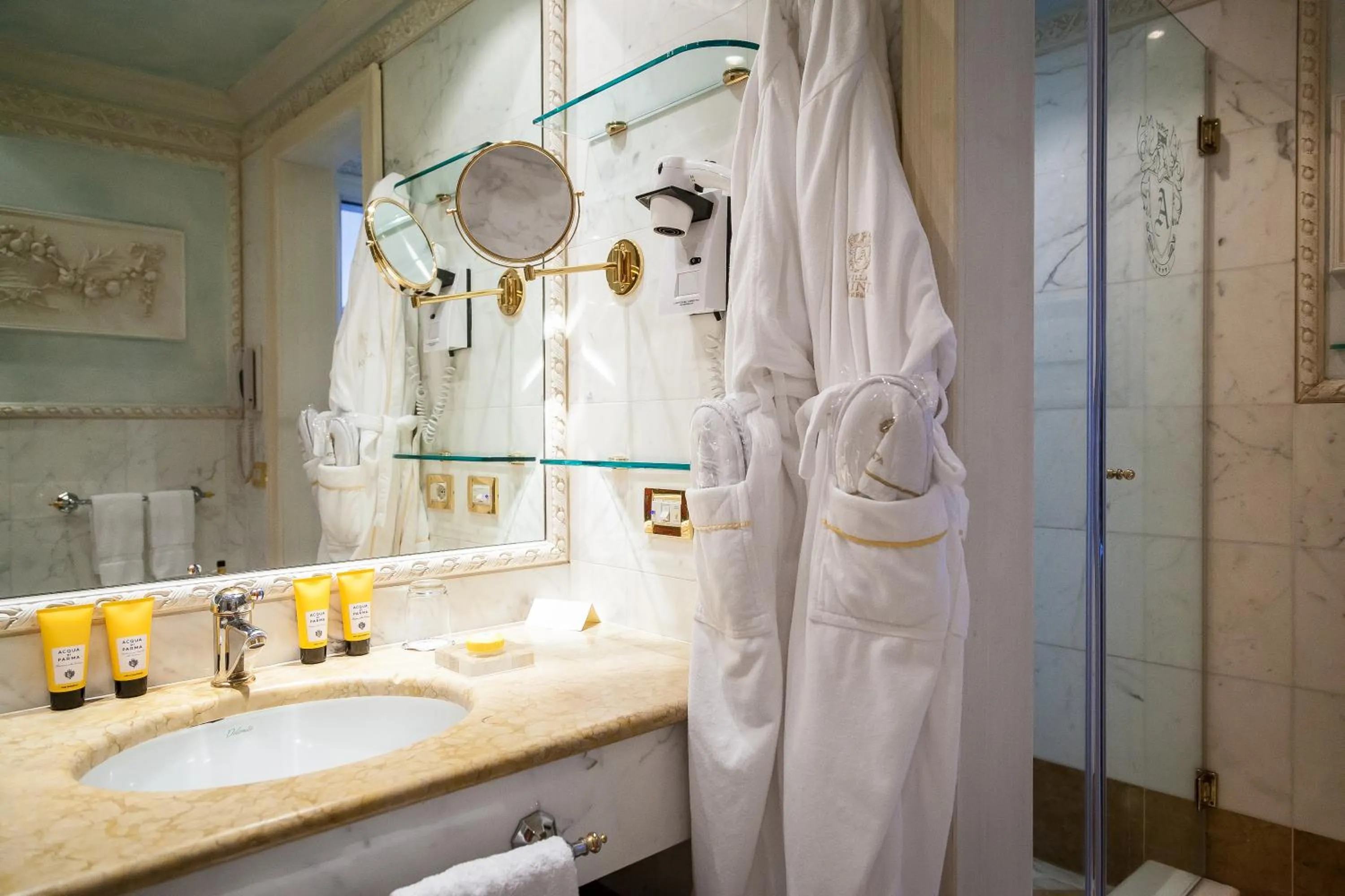 Lake view in Villa e Palazzo Aminta - A Leading Hotel of The World