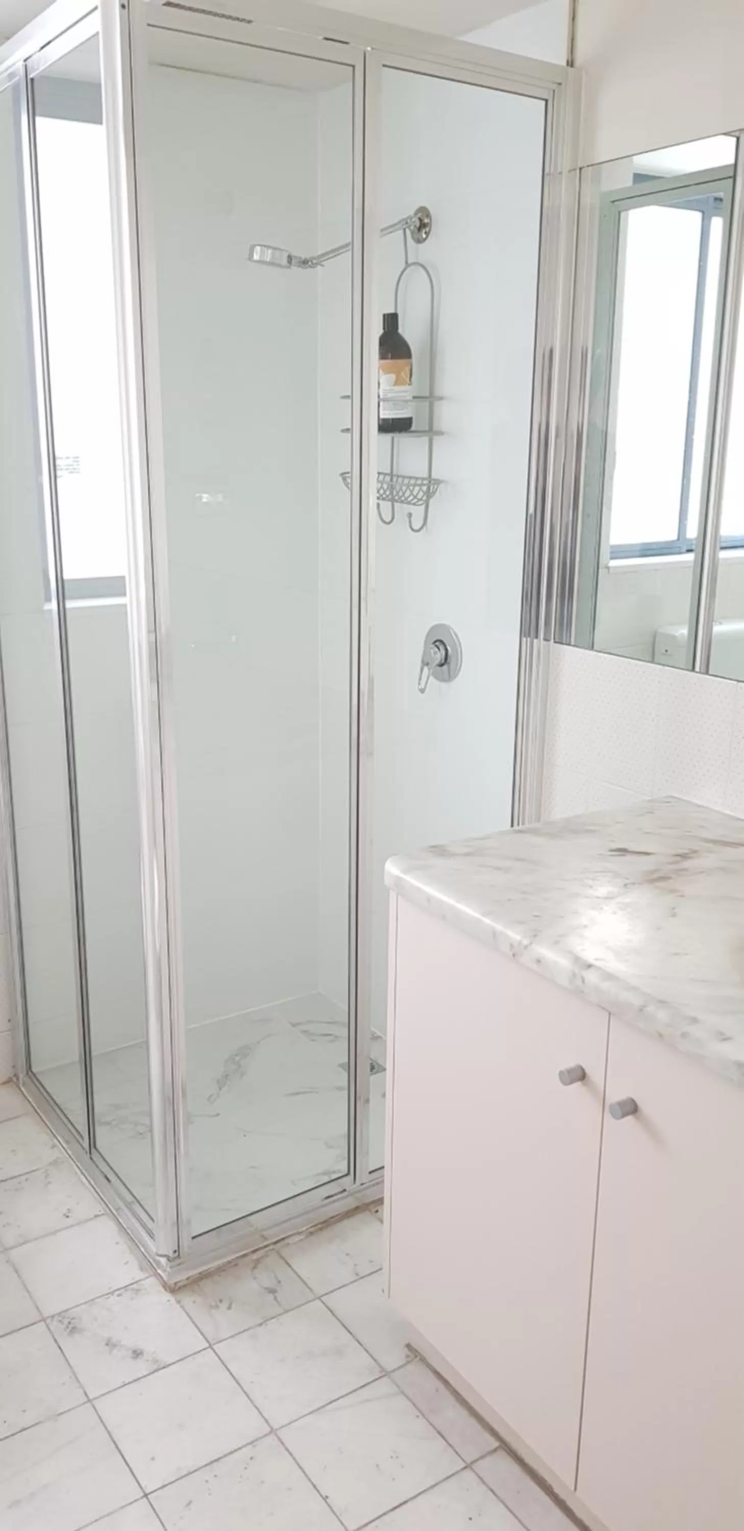 Bathroom in Harringtons102