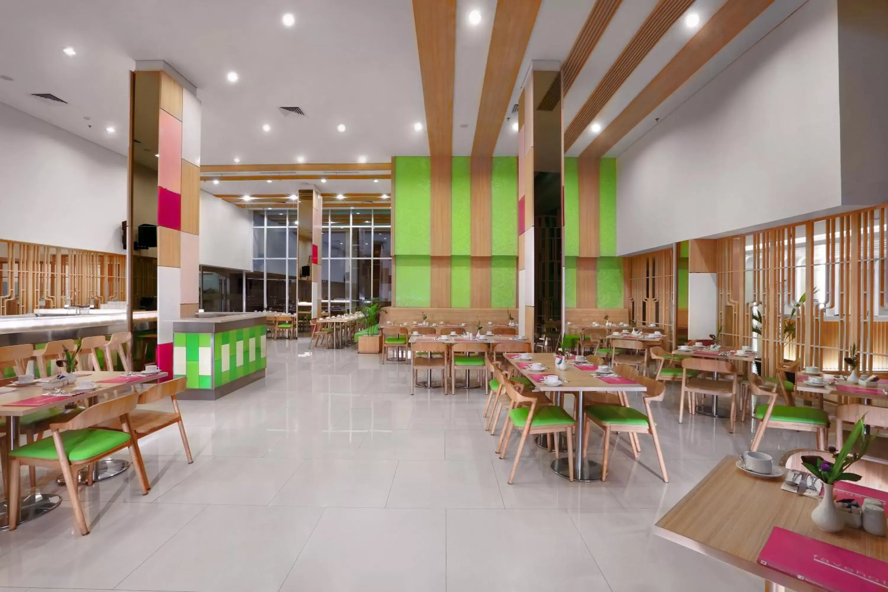 Restaurant/places to eat in Fave Plus Hotel Palembang Restaurant/places to eat in Fave Plus Hotel Palembang