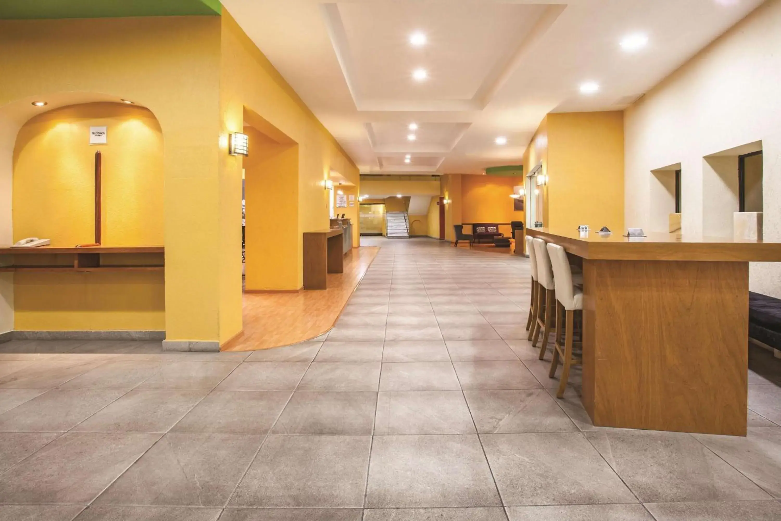 Lobby or reception, Lobby/Reception in CHN Hotel Monterrey Norte, Trademark Collection by Wyndham