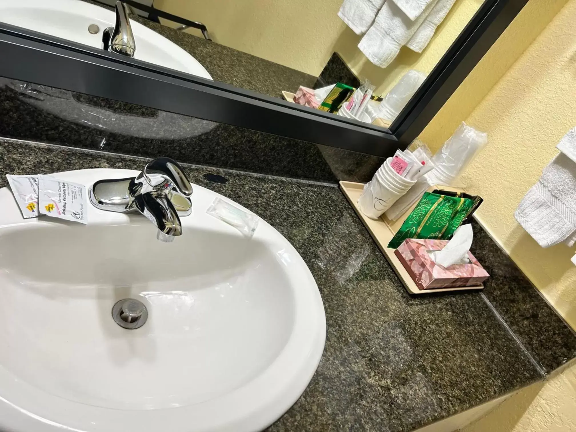 Bathroom in Seven Gables Inn