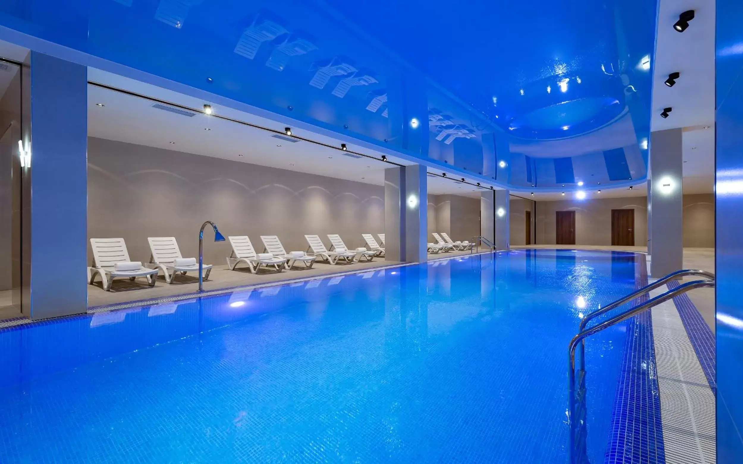 Spa and wellness centre/facilities, Swimming Pool in Hilton Garden Inn Samarkand