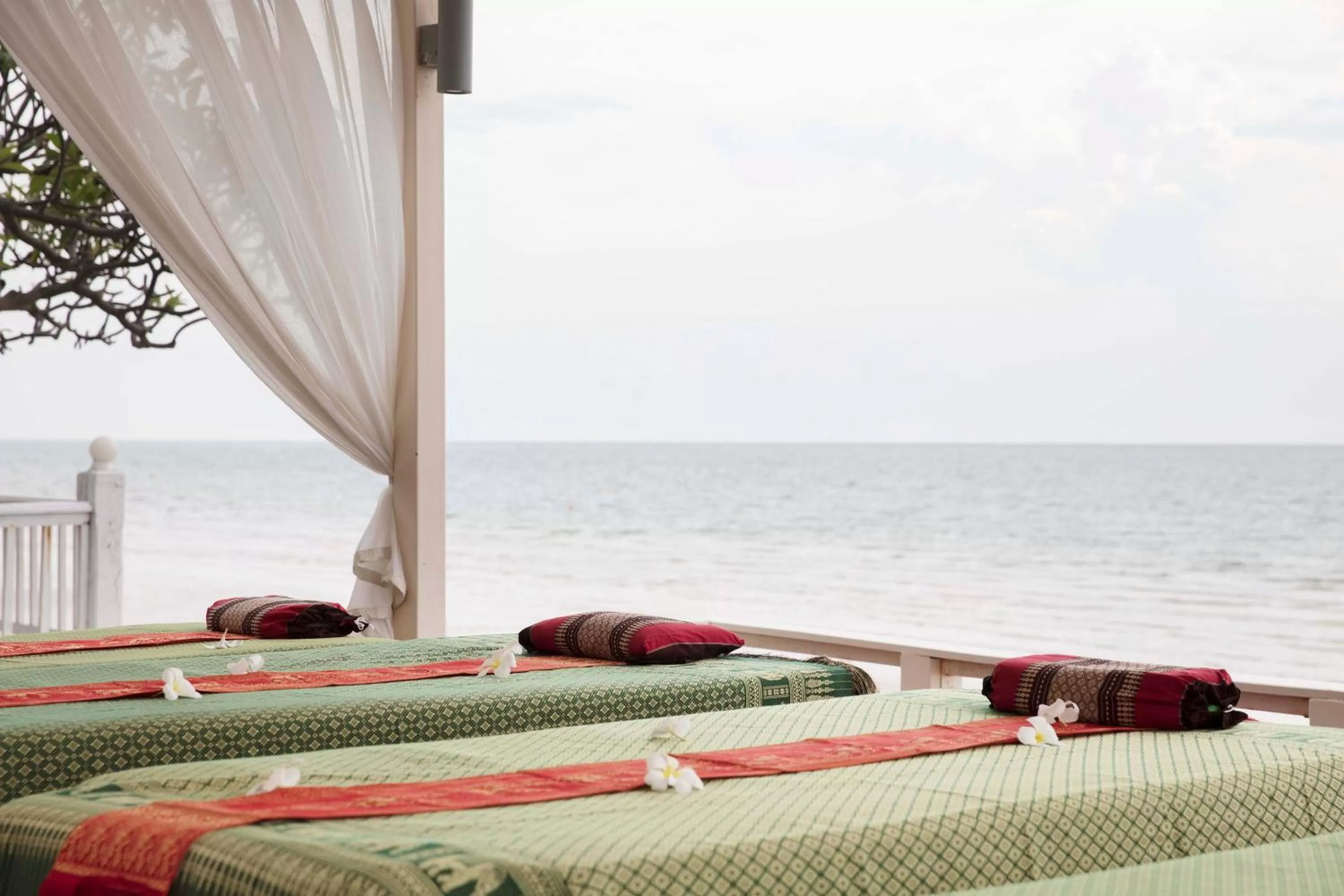 Massage in Chom View Hotel, Hua Hin