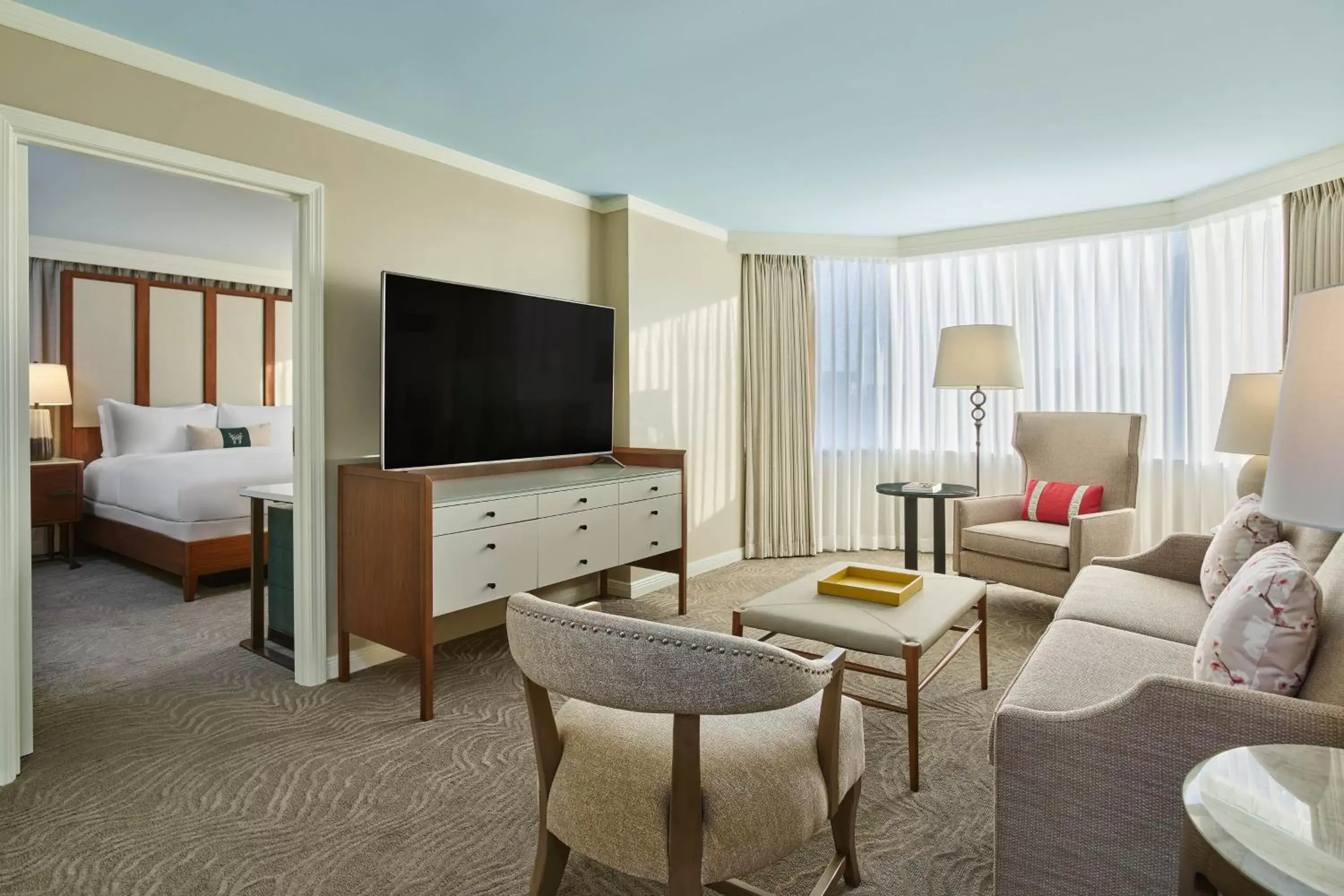 Photo of the whole room, Seating Area in The Whitley, a Luxury Collection Hotel, Atlanta Buckhead