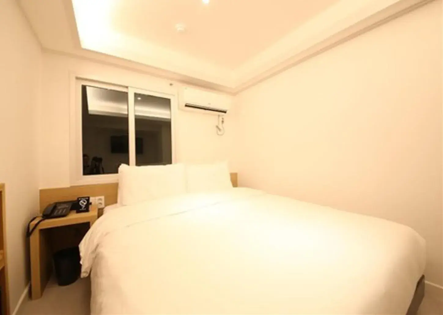 Bed in Busan Seomyeon Business Hotel J7                                                                