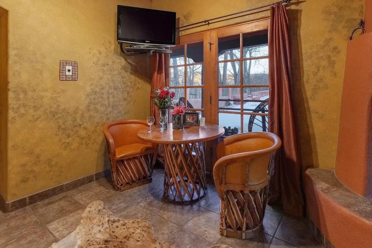 Deluxe Suite with Spa Bath in Adobe and Pines Inn Bed and Breakfast Deluxe Suite with Spa Bath in Adobe and Pines Inn Bed and Breakfast