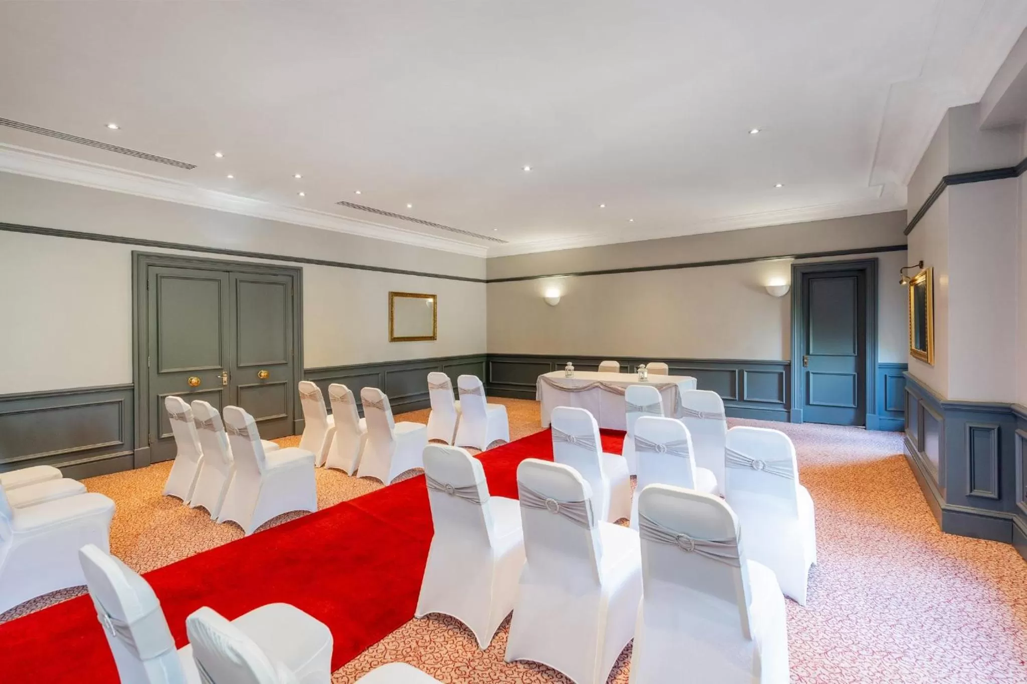 Meeting/conference room in Holiday Inn Maidstone-Sevenoaks by IHG