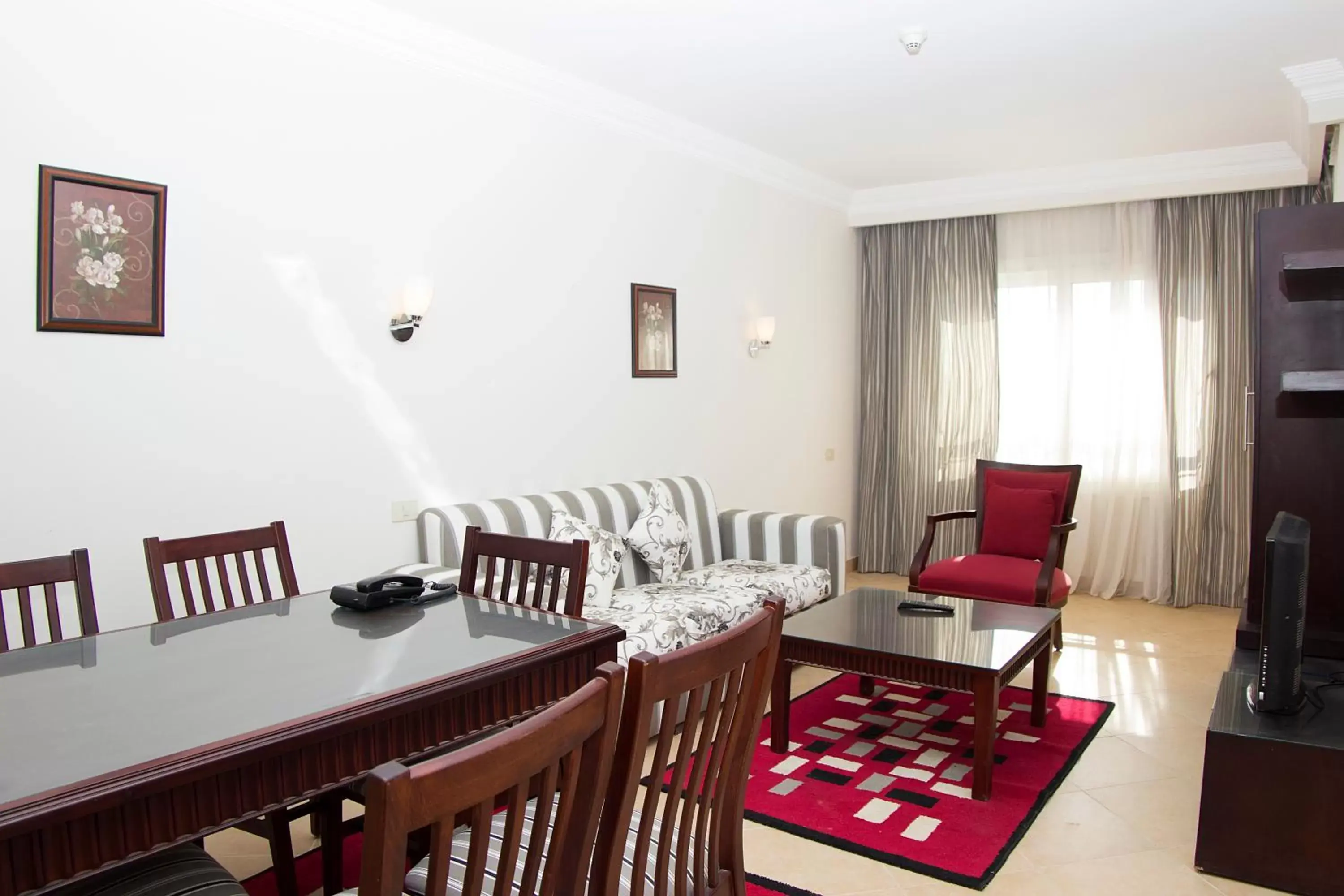 Living room, Dining Area in Pyramisa Sunset Pearl Apartments