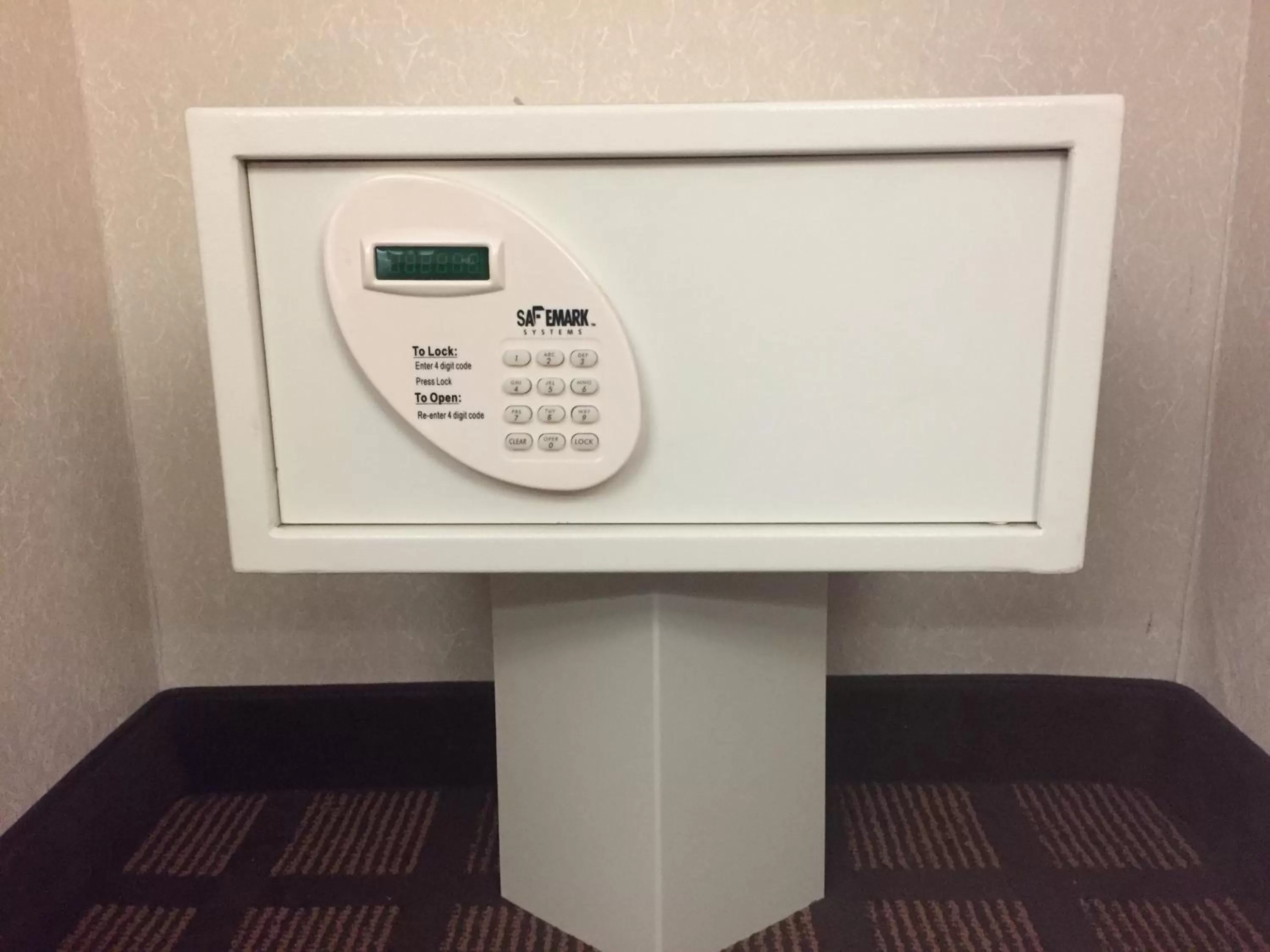 Area and facilities in Microtel Inn & Suites by Wyndham Uncasville Casino Area