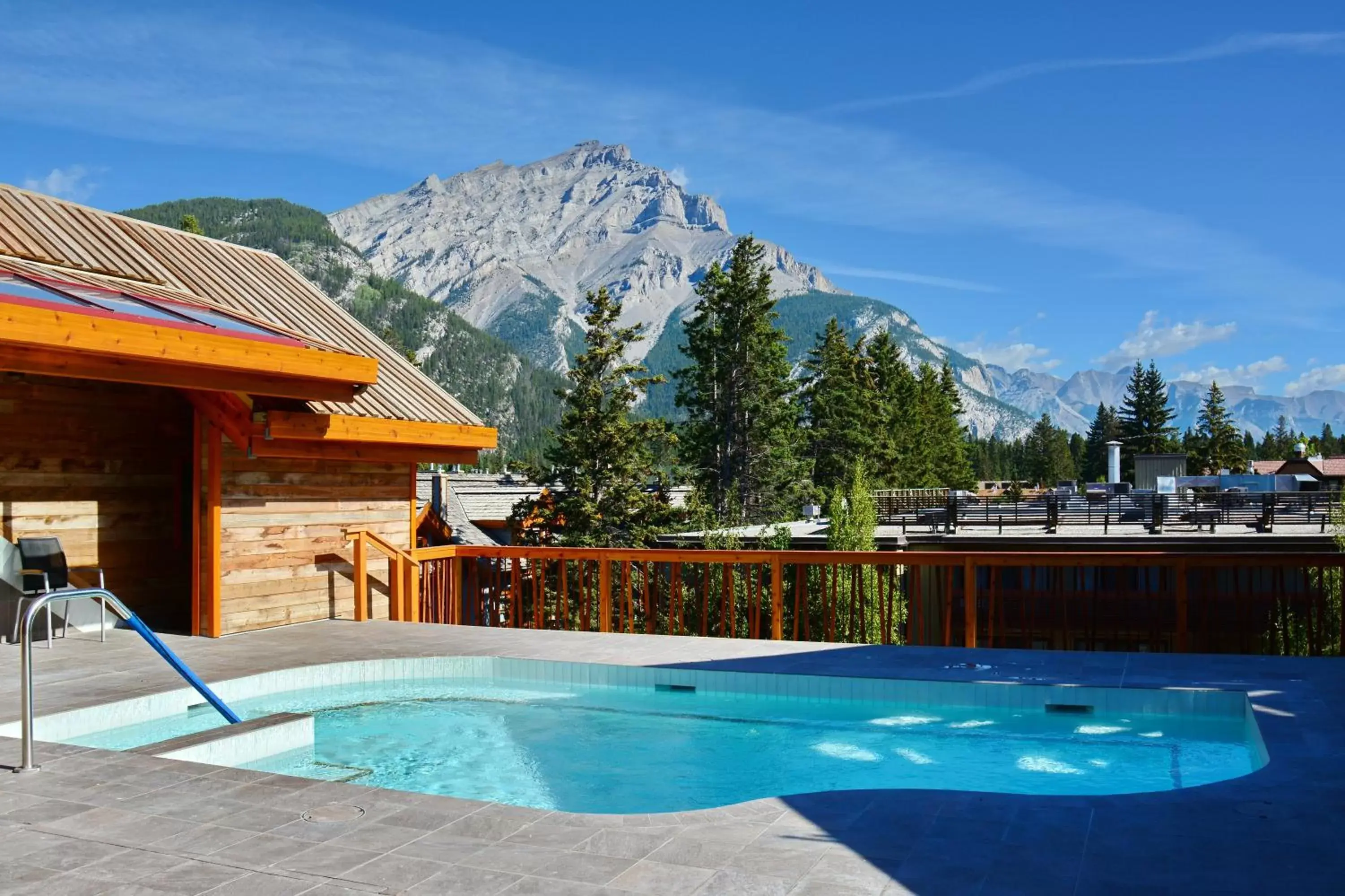 Hot Tub, Property Building in Moose Hotel and Suites