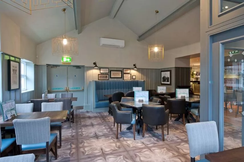 Restaurant/Places to Eat in The Saltoun Inn