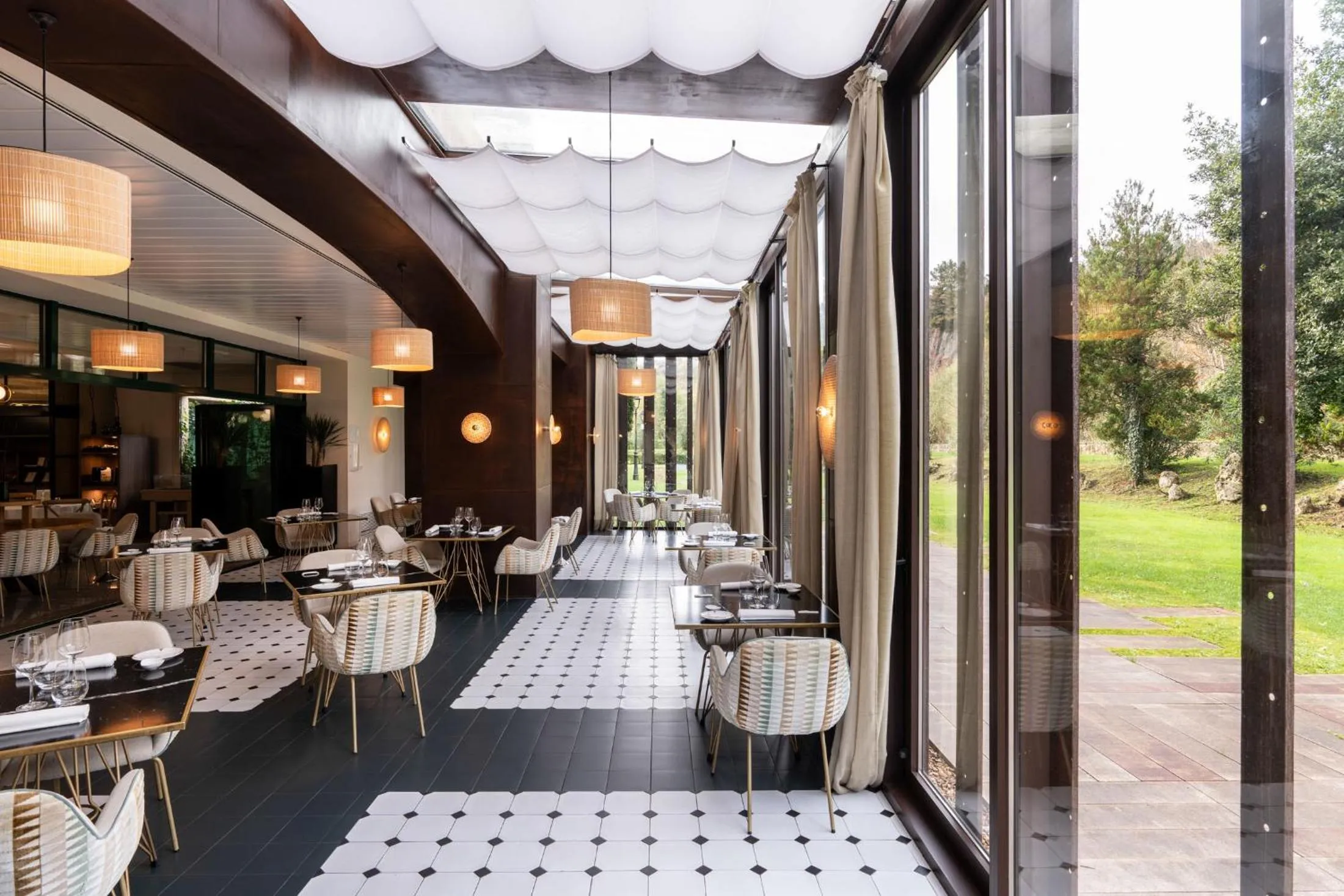 Restaurant/places to eat in Parador de Cangas de Onís