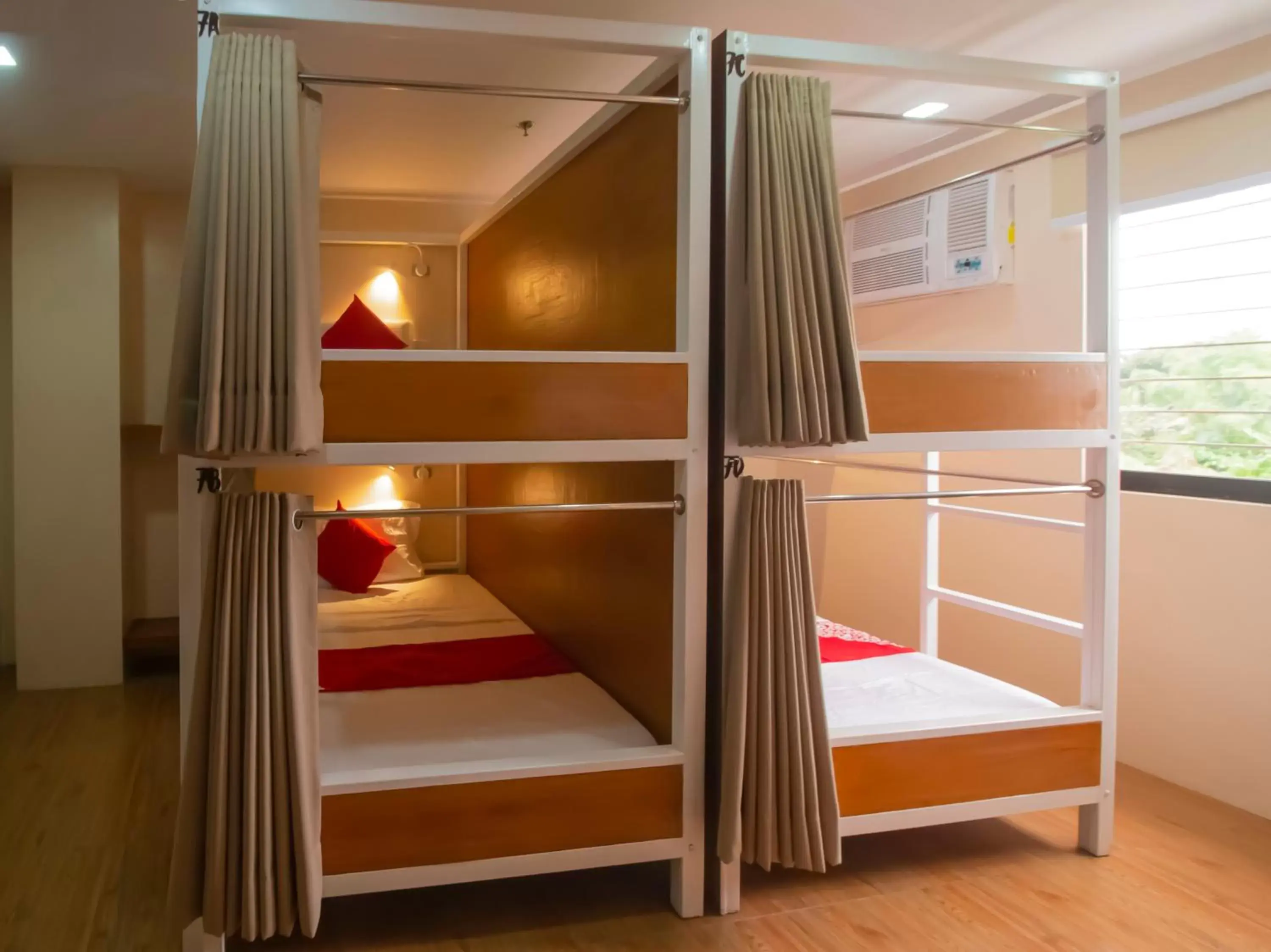 Bunk Bed in Super OYO 832 The Teepee Place Hostel & Residence Inn