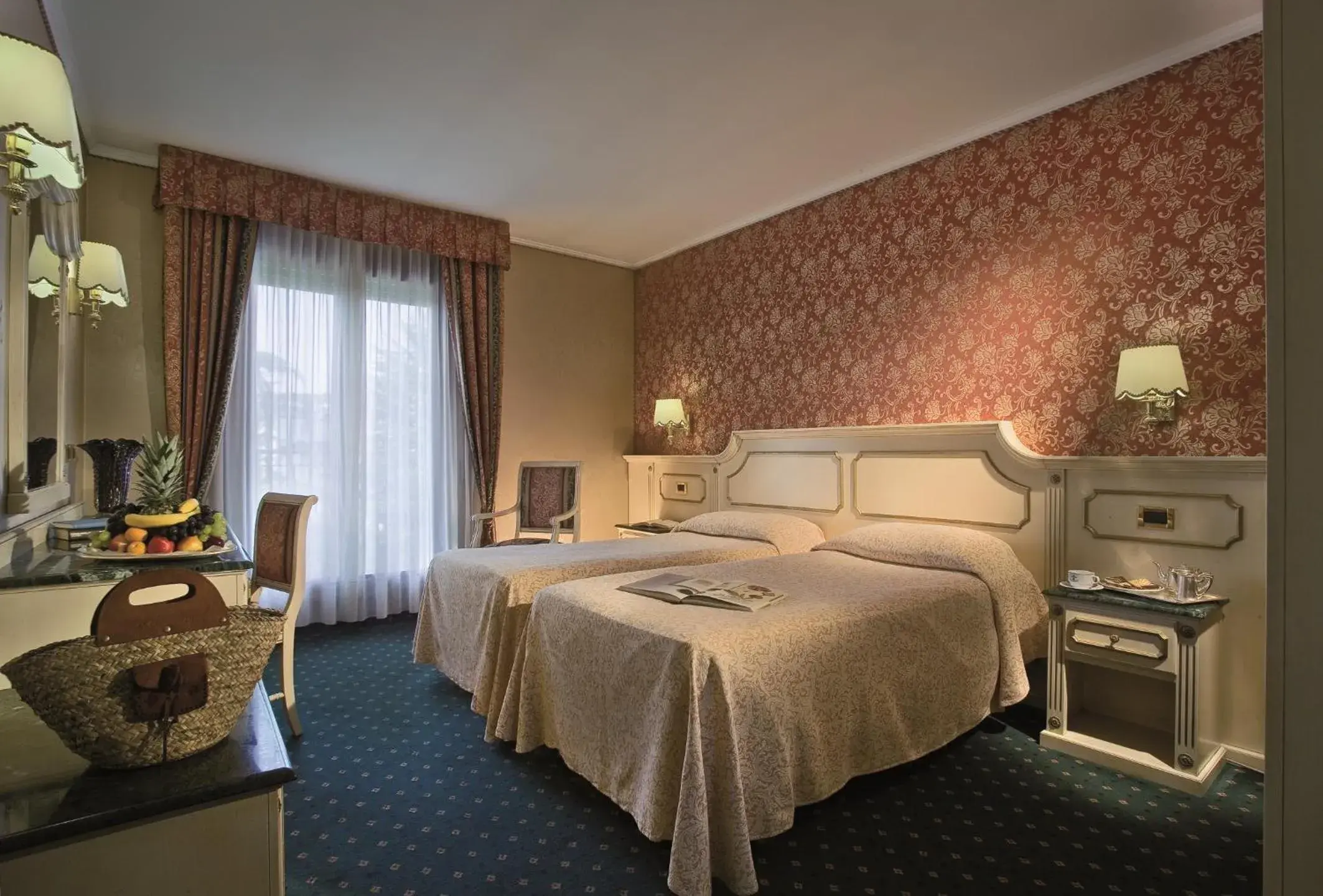 Photo of the whole room, Bed in Palace Hotel Meggiorato