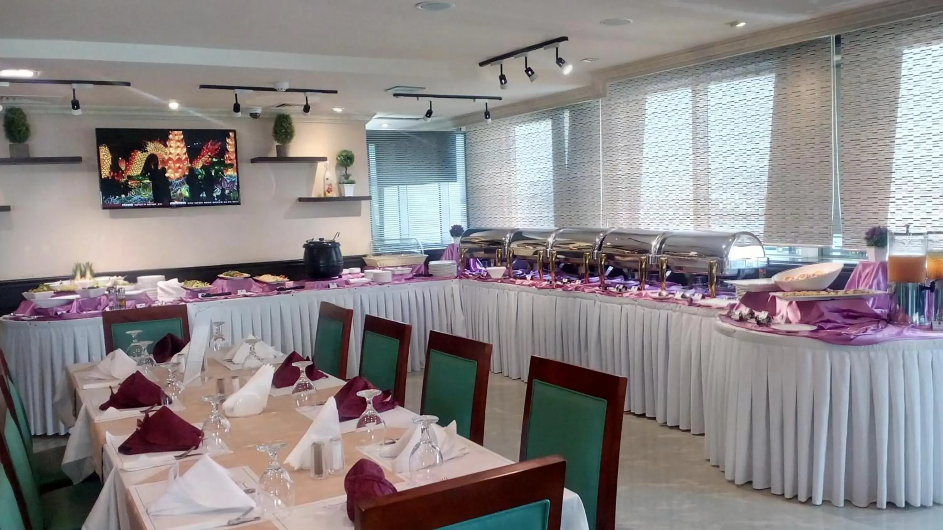 Restaurant/Places to Eat in Hala Inn Hotel Apartments - BAITHANS