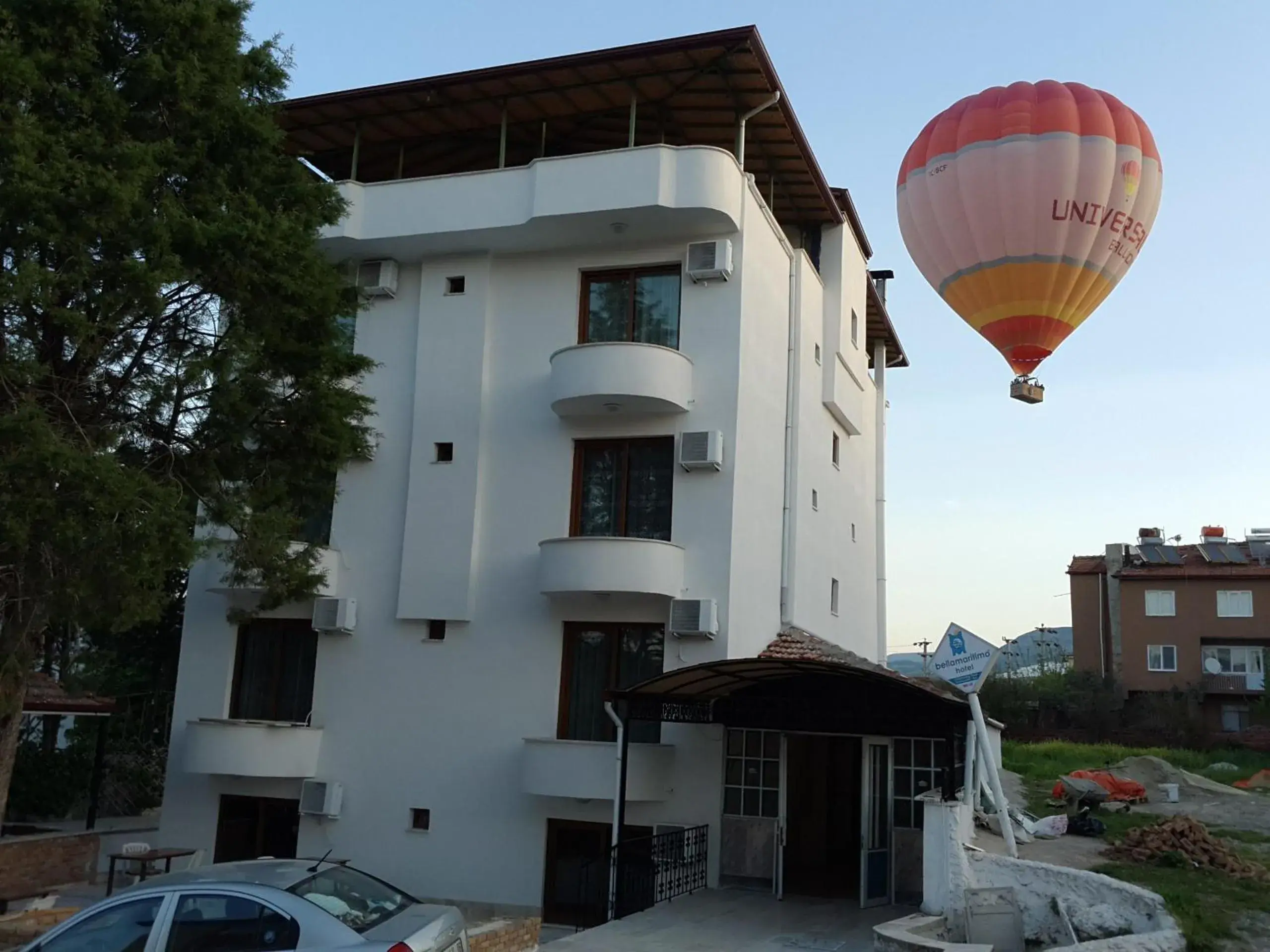 Facade/entrance, Property Building in Bellamaritimo Hotel