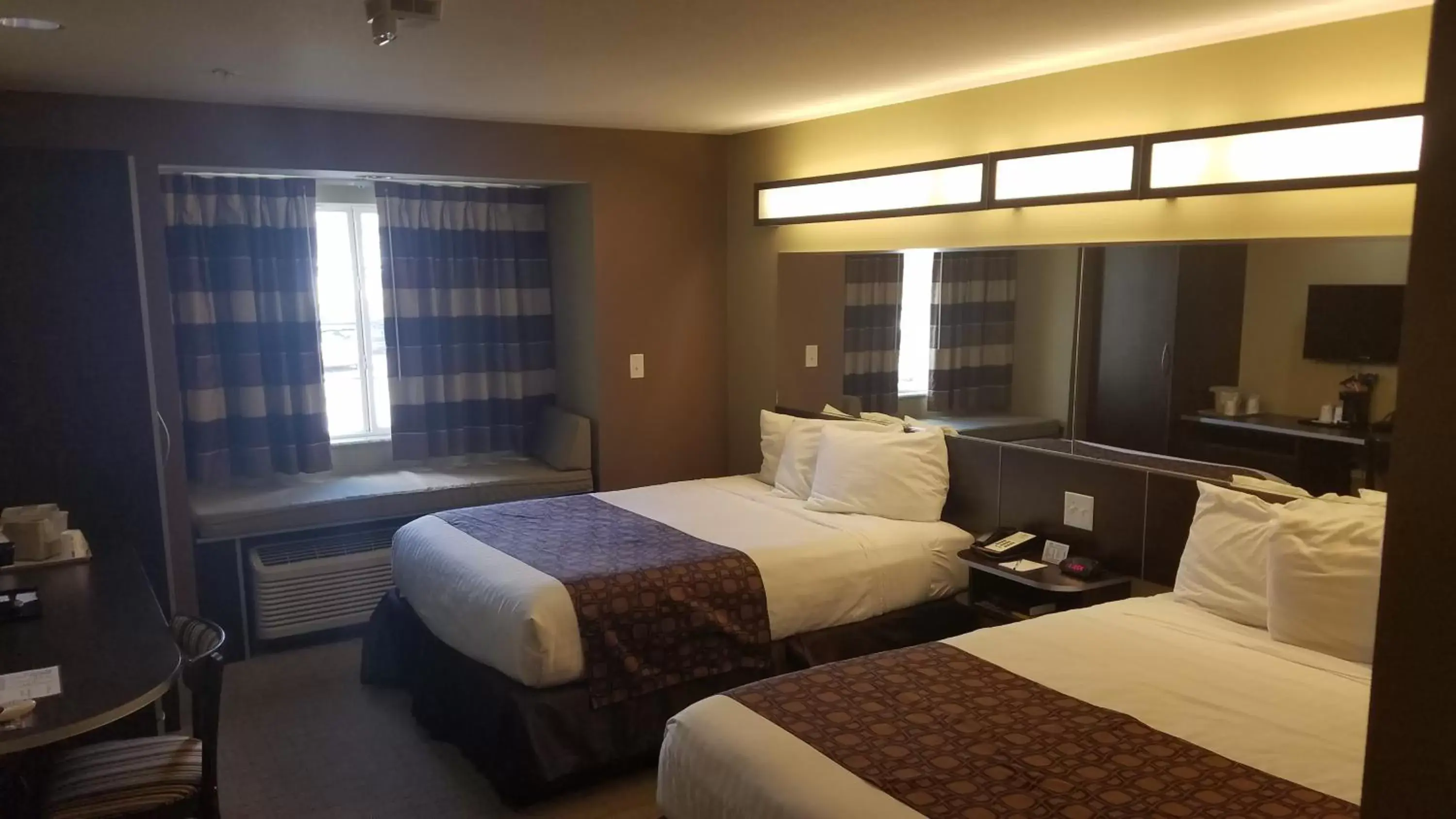 Bed in Microtel Inn & Suites by Wyndham Bed in Microtel Inn & Suites by Wyndham