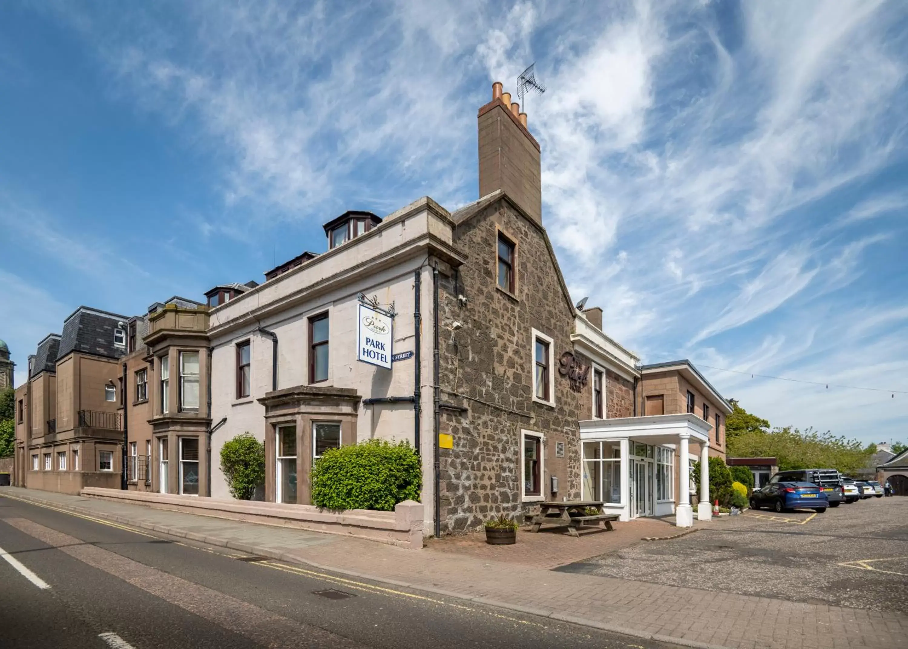 Property Building in Park Hotel