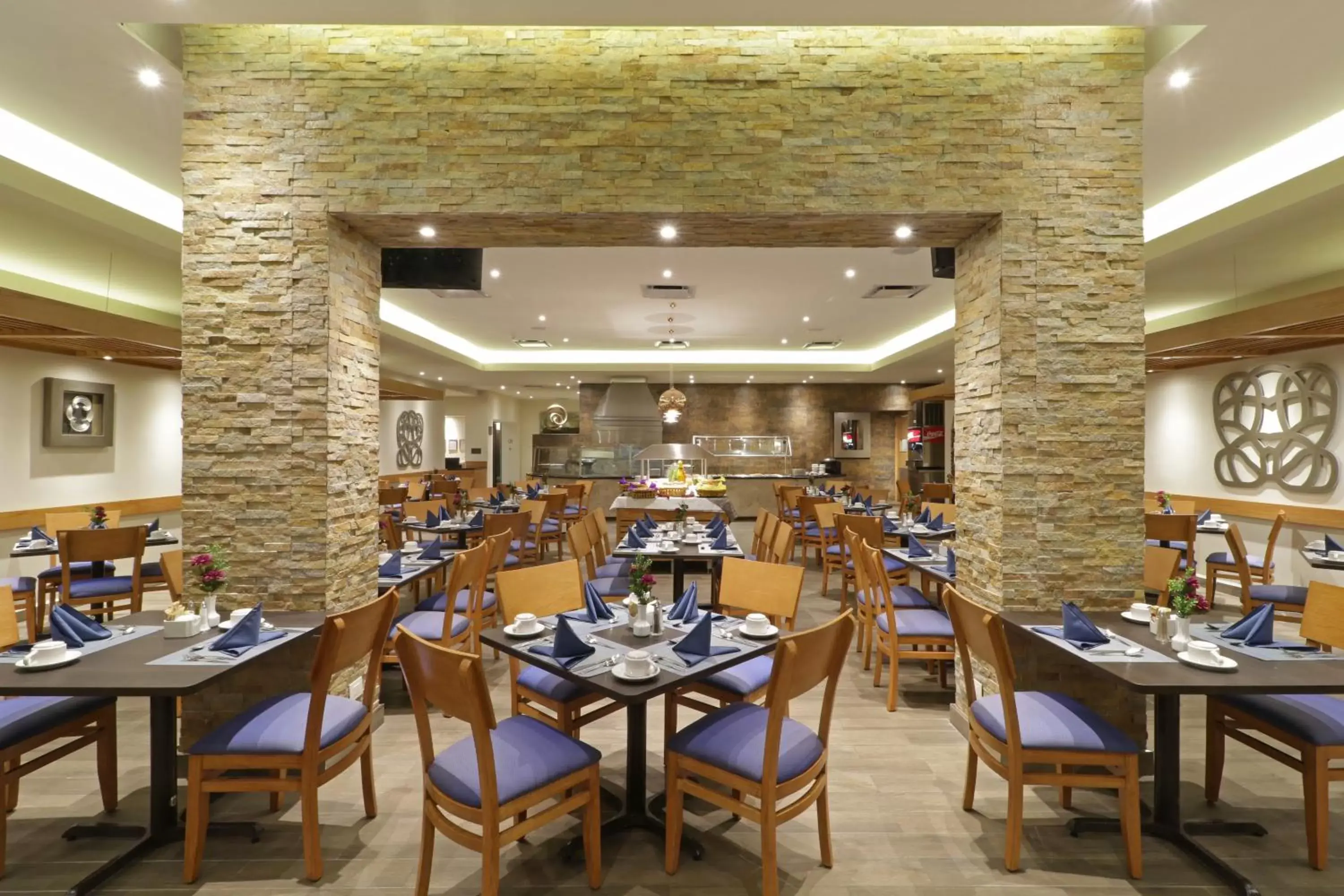Restaurant/Places to Eat in Holiday Inn Monterrey Norte, an IHG Hotel